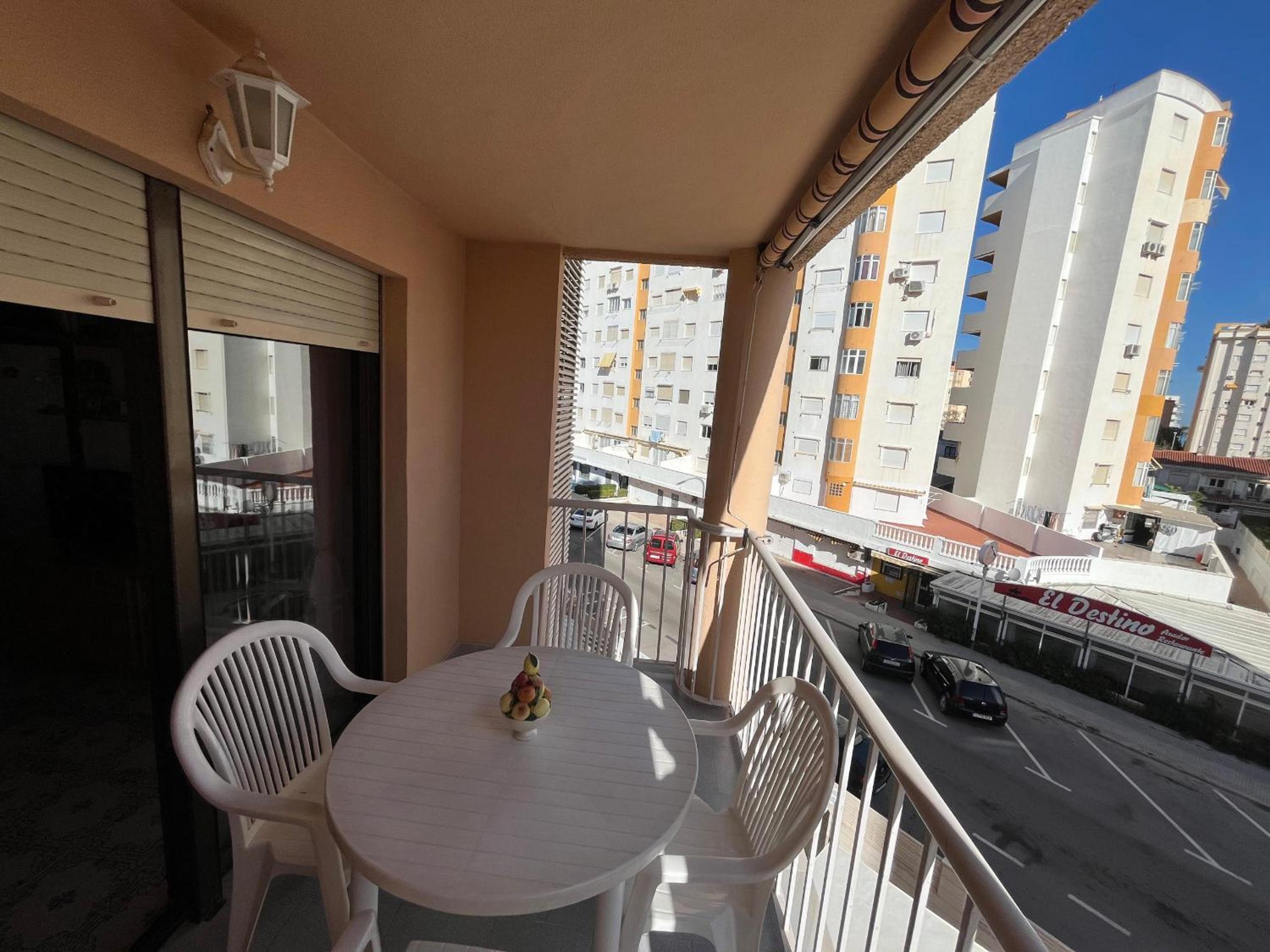 Atenas Solo Familias Serviplaya