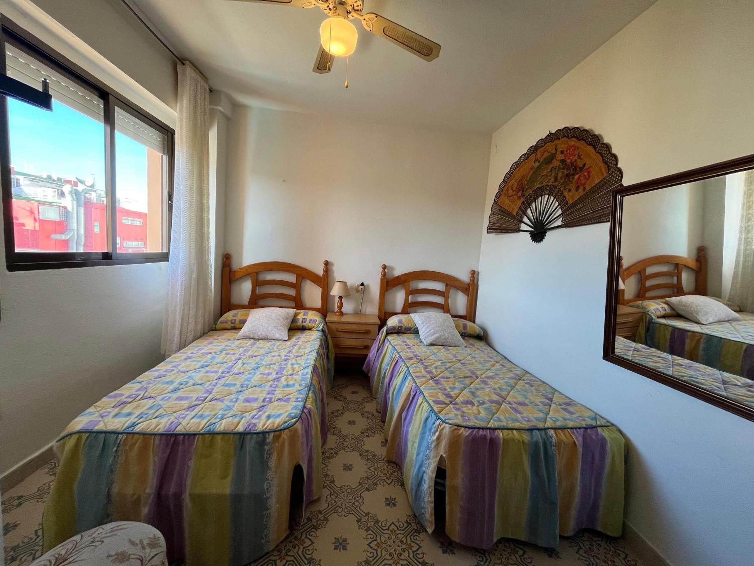 Atenas Solo Familias Serviplaya
