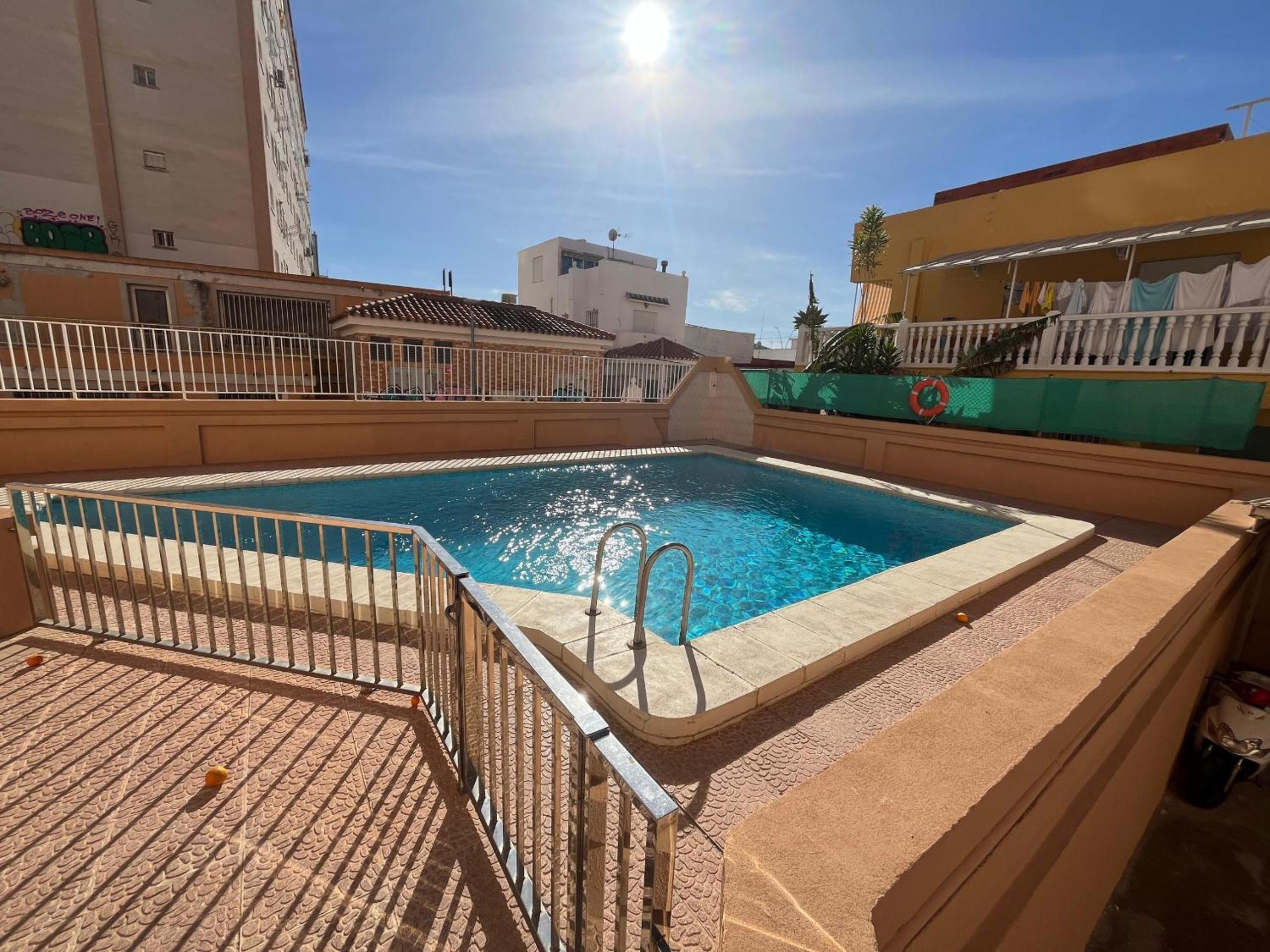 Atenas Solo Familias Serviplaya