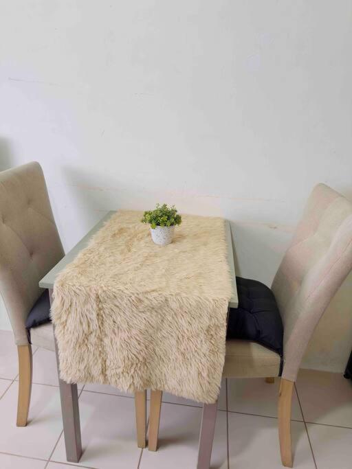 Modern style Condo with Unli Wifi and Netflix