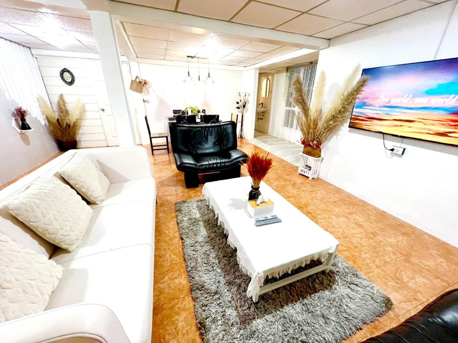 Getaway Villa Bangkok - 4 Bedroom,6 Beds and 5 Bathroom
