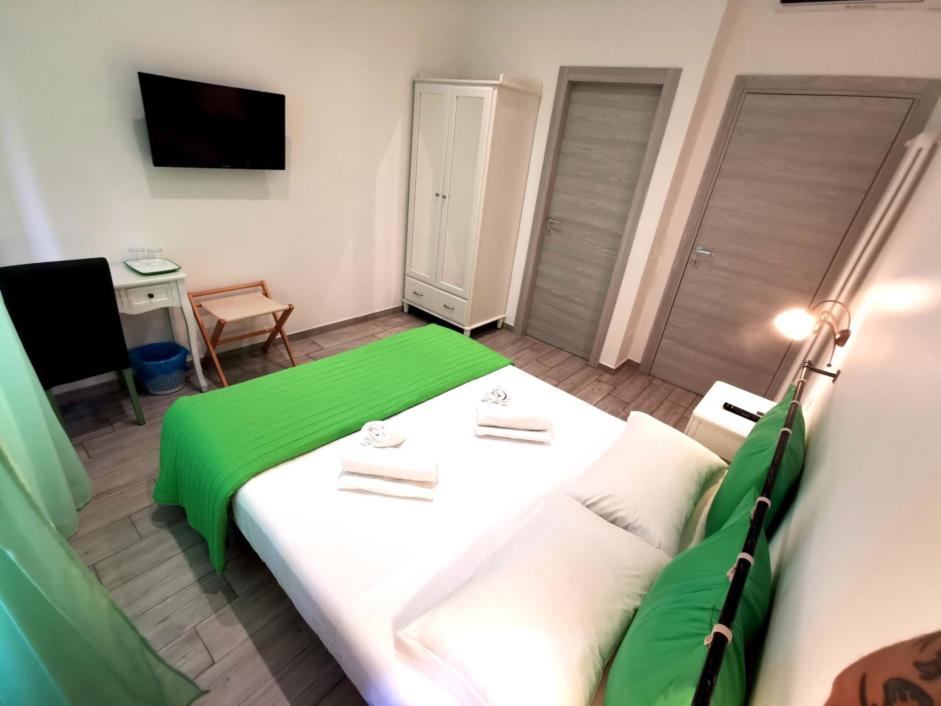 Rossetti Rooms en Trieste — hotel room