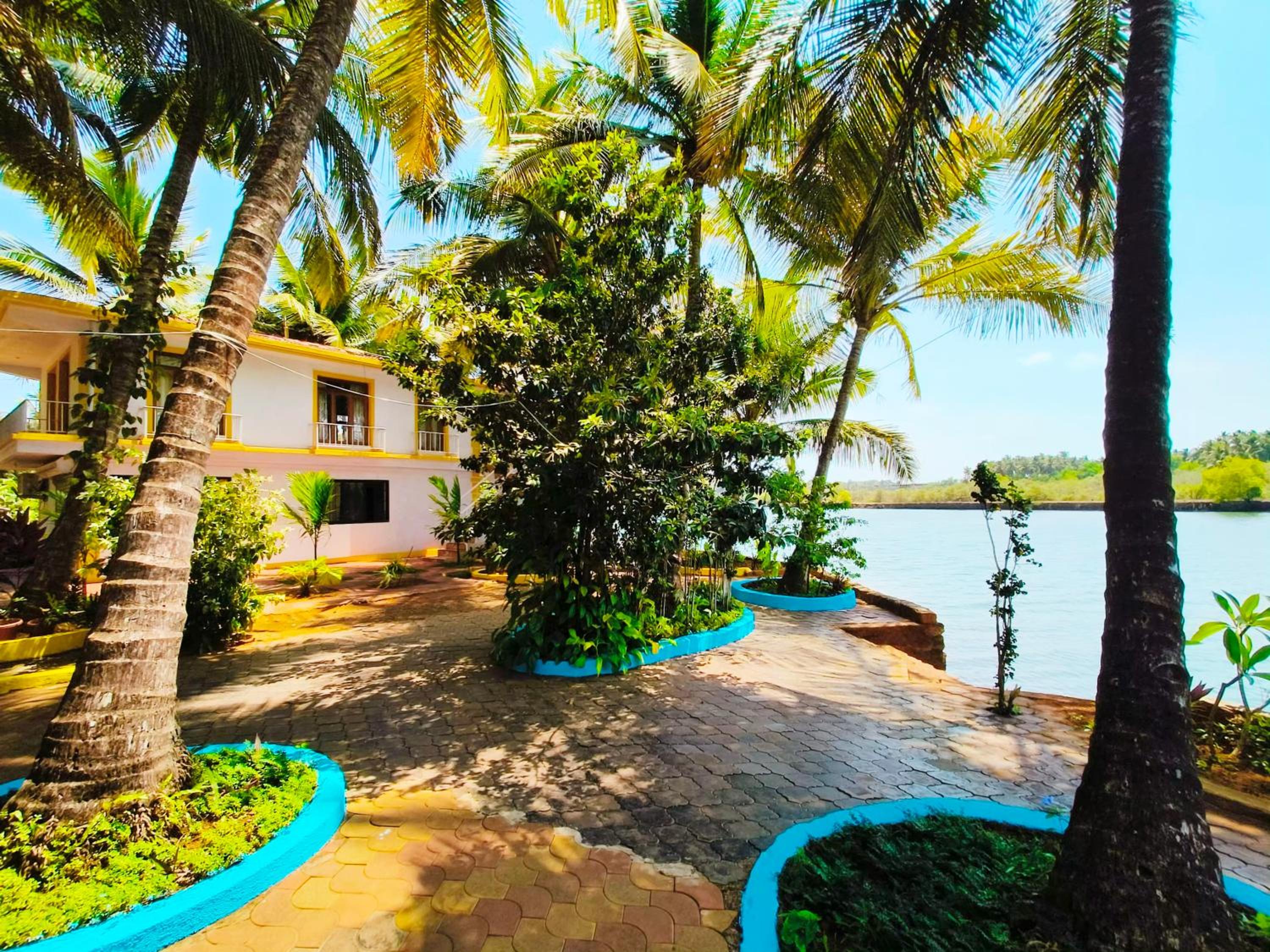 RiverKiss Villa