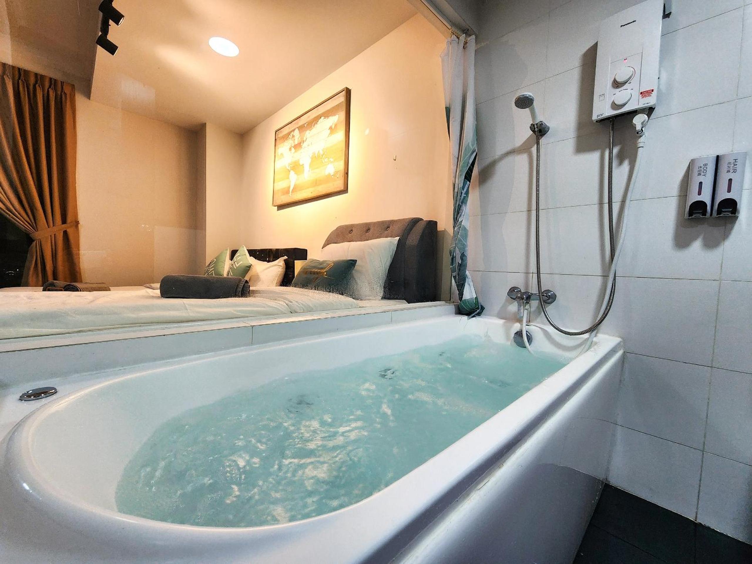 Cozy Loft Suite 2BR JB CIQ 8pax