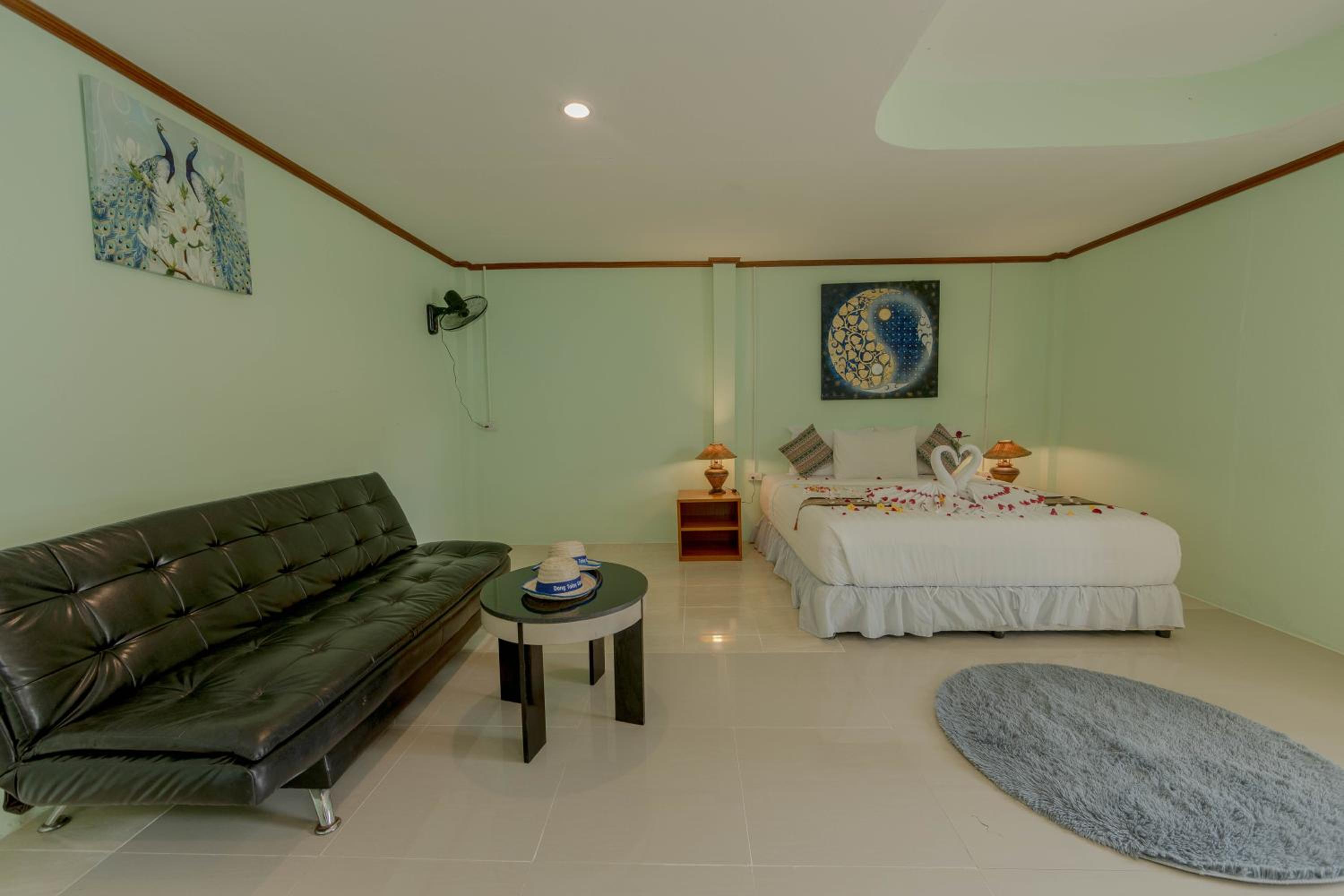 Dong Talay Lipe Beach Resort