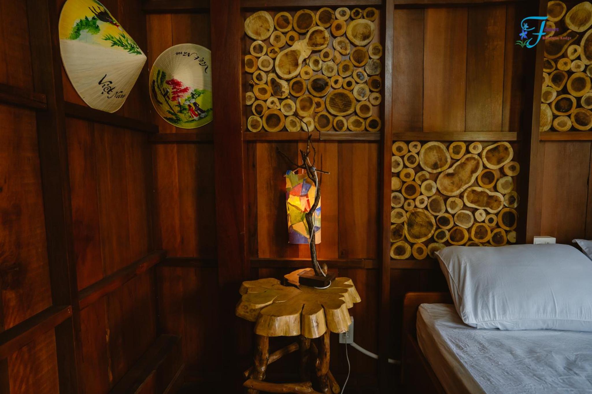 Muong Dinh Lodge view 5