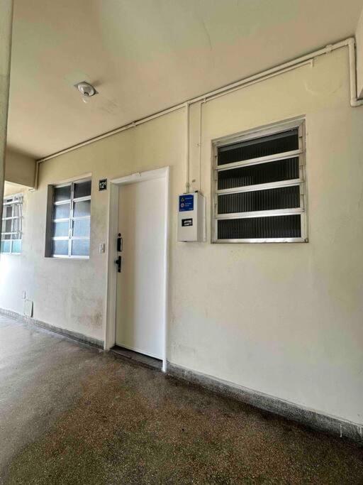 Apto 50m da praia Gonzaguinha São Vicente Edifício Estrela do Mar