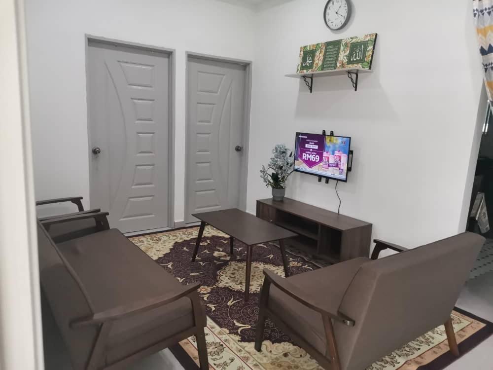 D'Parking Homestay Klia Sepang Budget Murah view 2