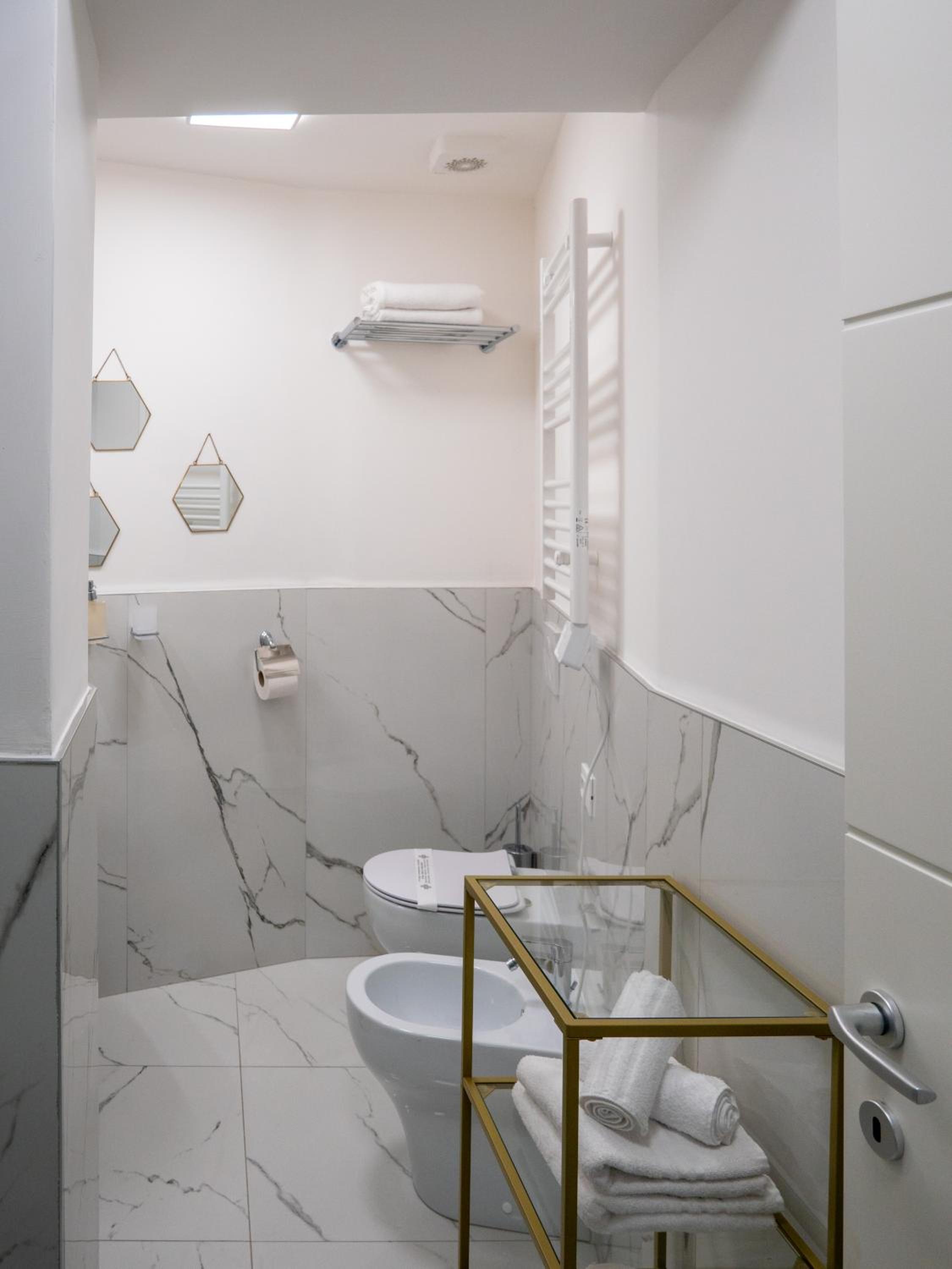 Alto Apartment