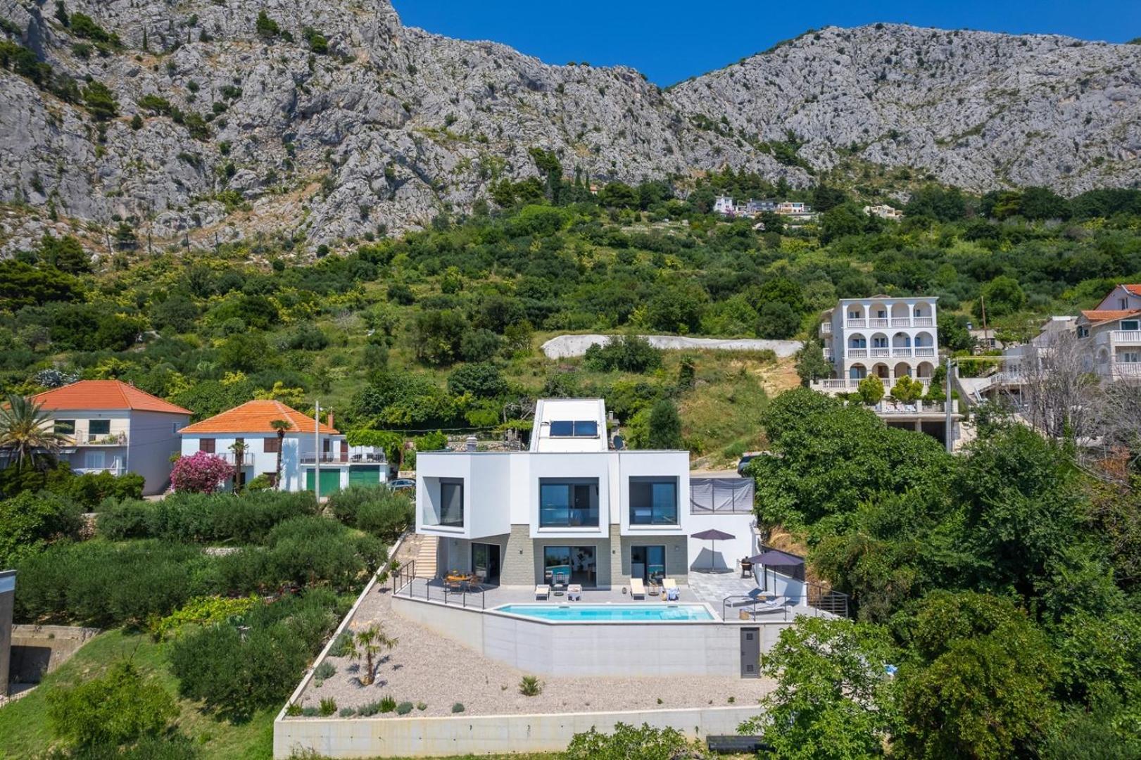 Seaview Villa Filip - Omis view 5