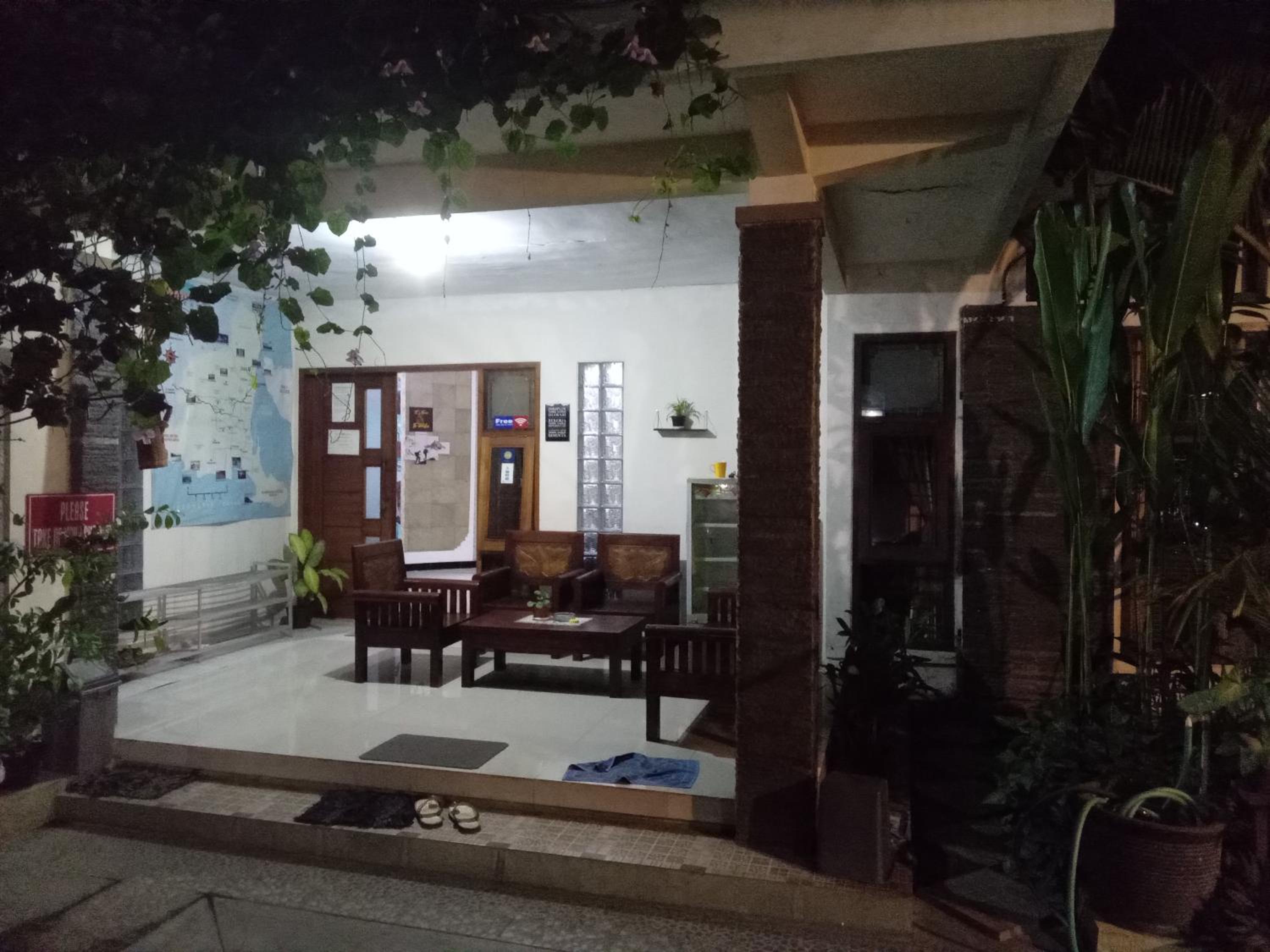 Hotel Dannu's Homestay Ijen and Bromo Tour