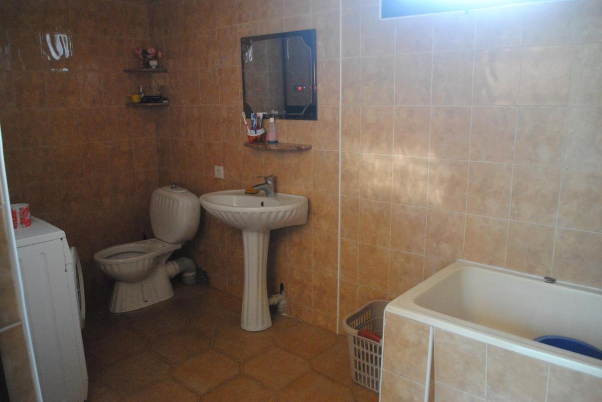 Photo 52