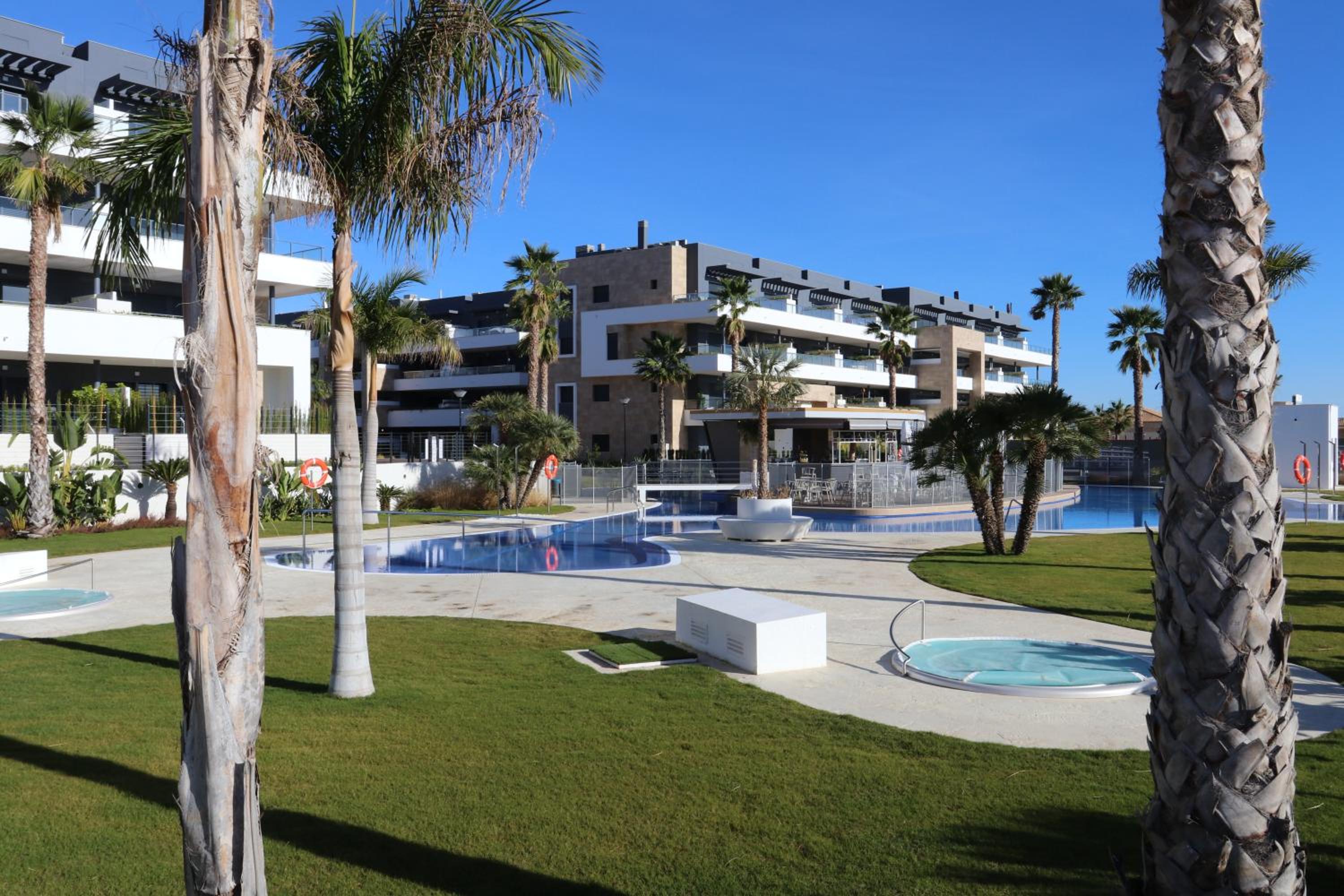 Flamenca Village Penthouse with Private Rooftop and Sea View