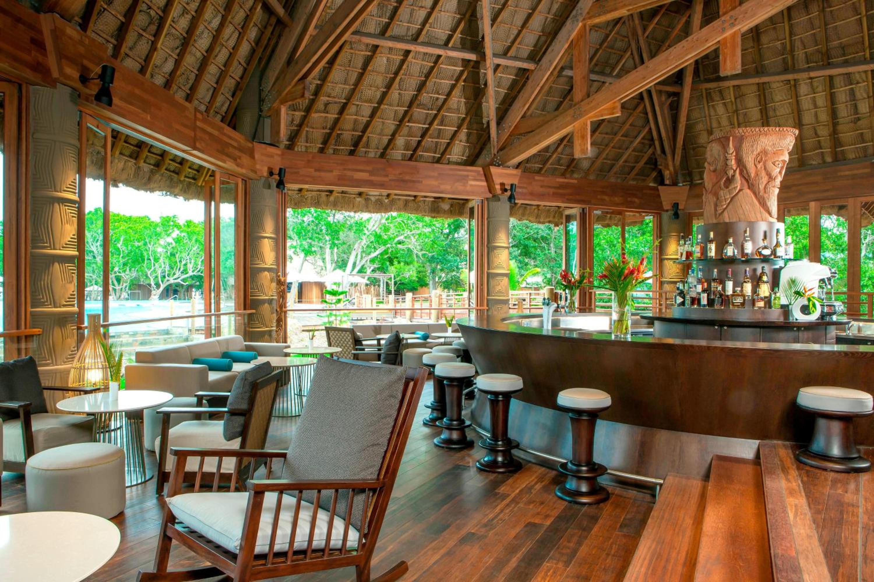 Sheraton New Caledonia Deva Spa & Golf Resort