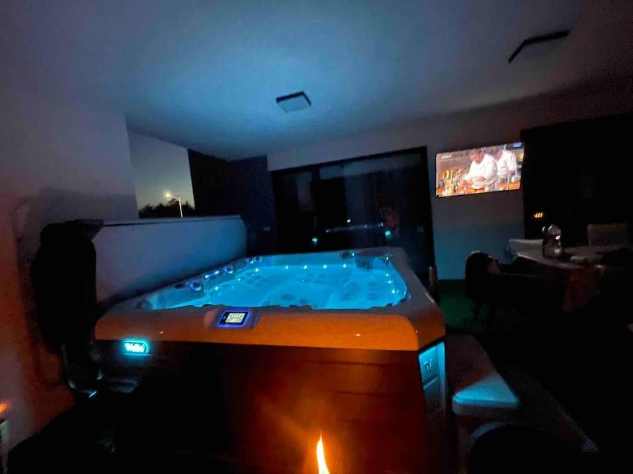 LuxHome by Lake Neusiedl with Jakuzzi view 5