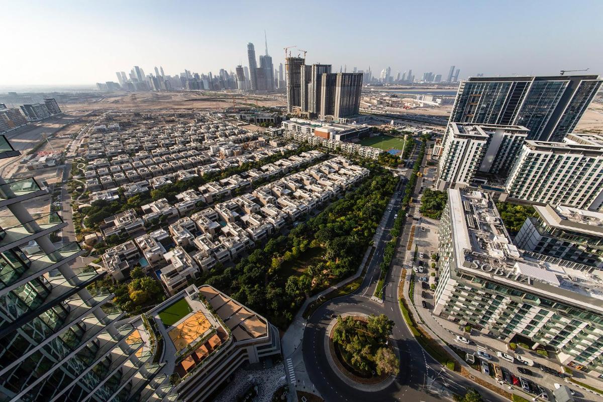 Sobha Waves 1BR with panoramic views of the city