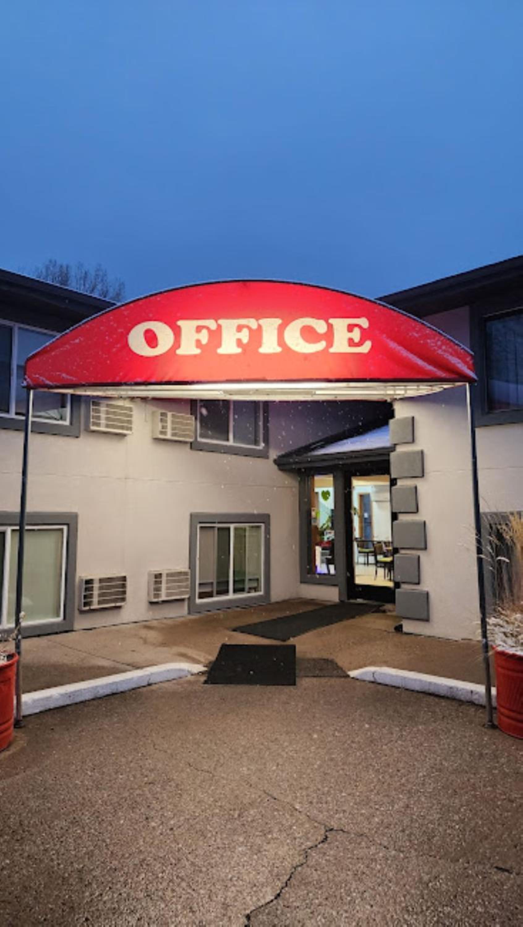 Adventure Inn - Glenwood Springs