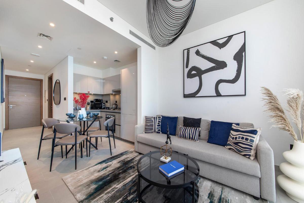 Sobha Waves 1BR with panoramic views of the city