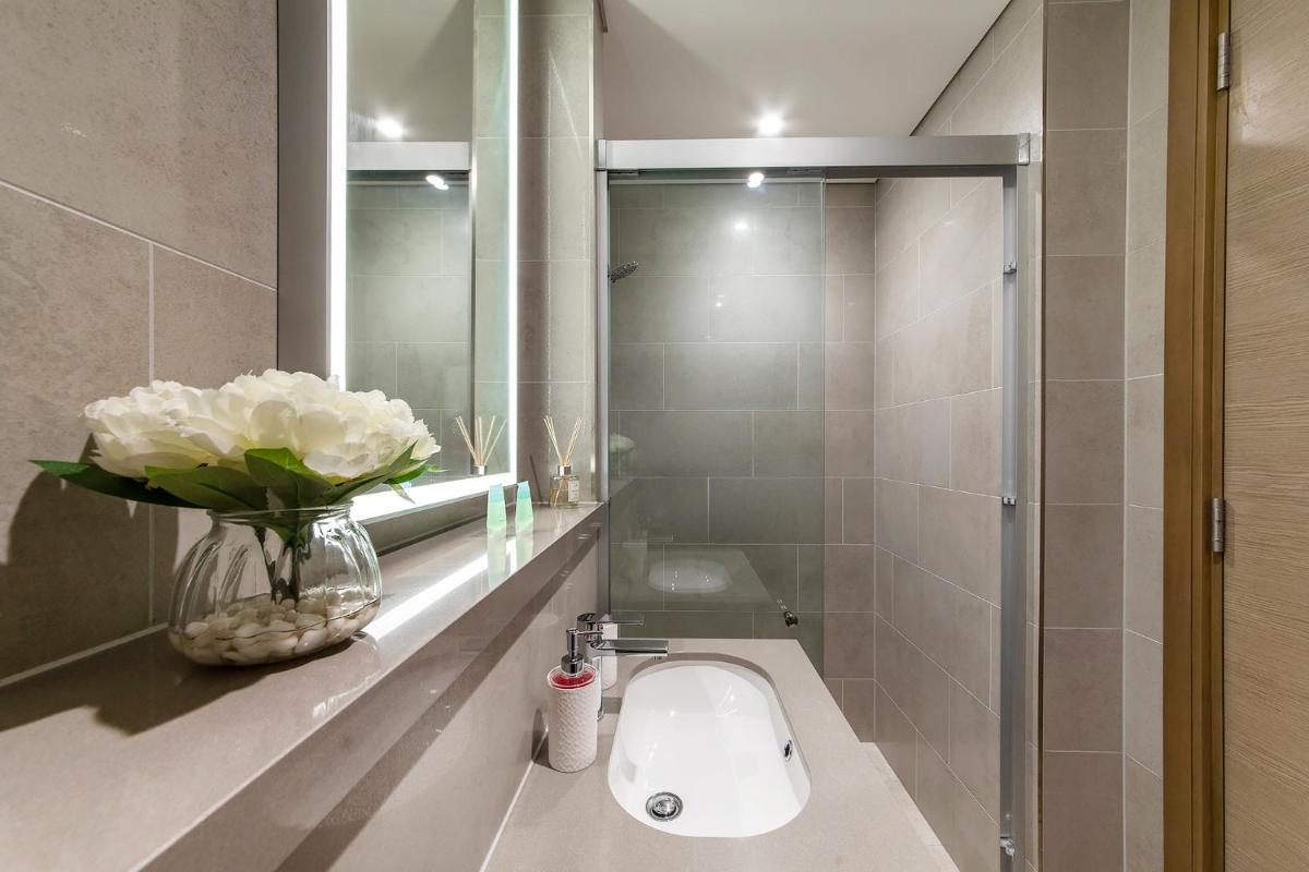 Sobha Waves 1BR with panoramic views of the city