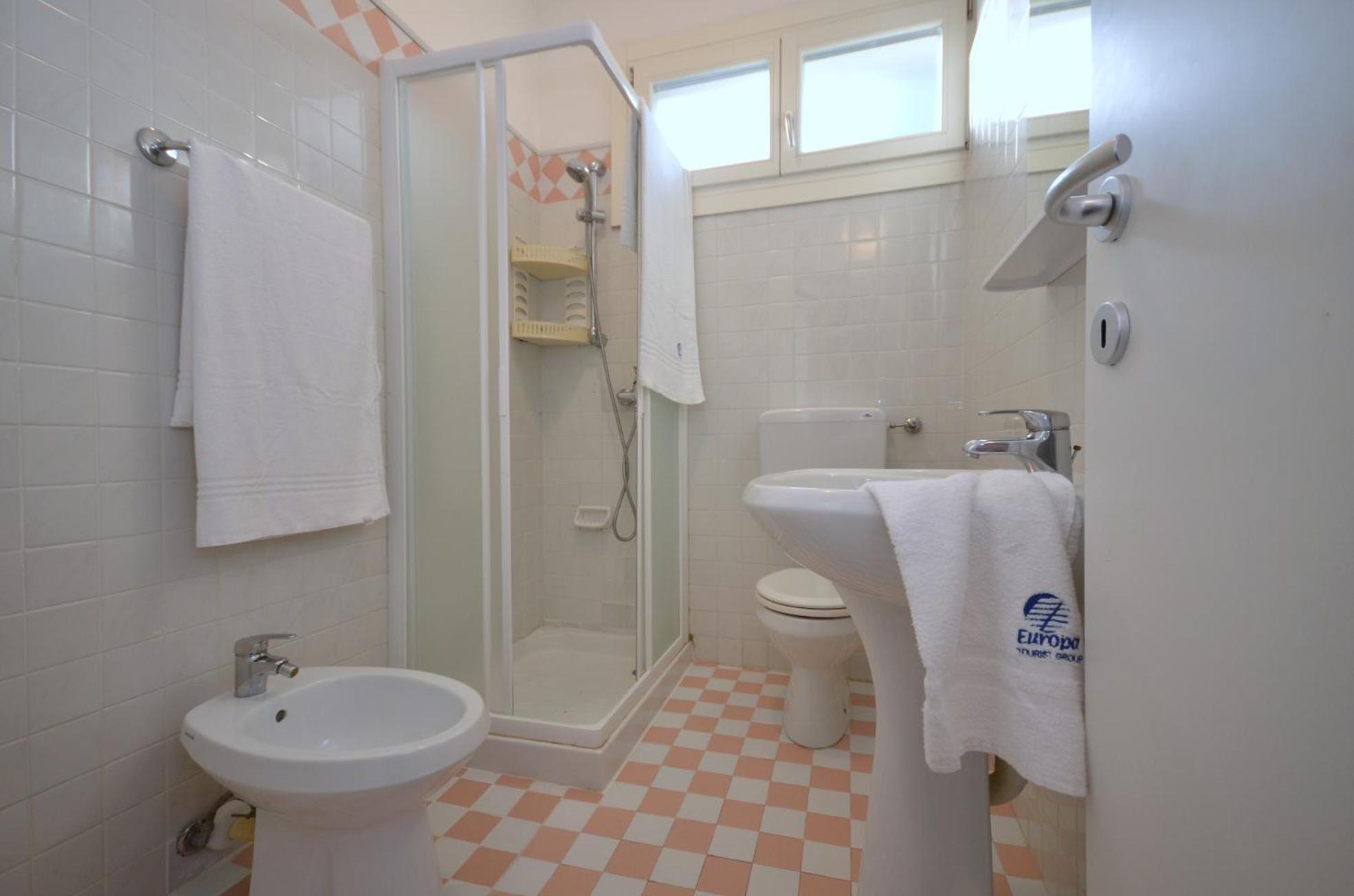 Villaggio Alex