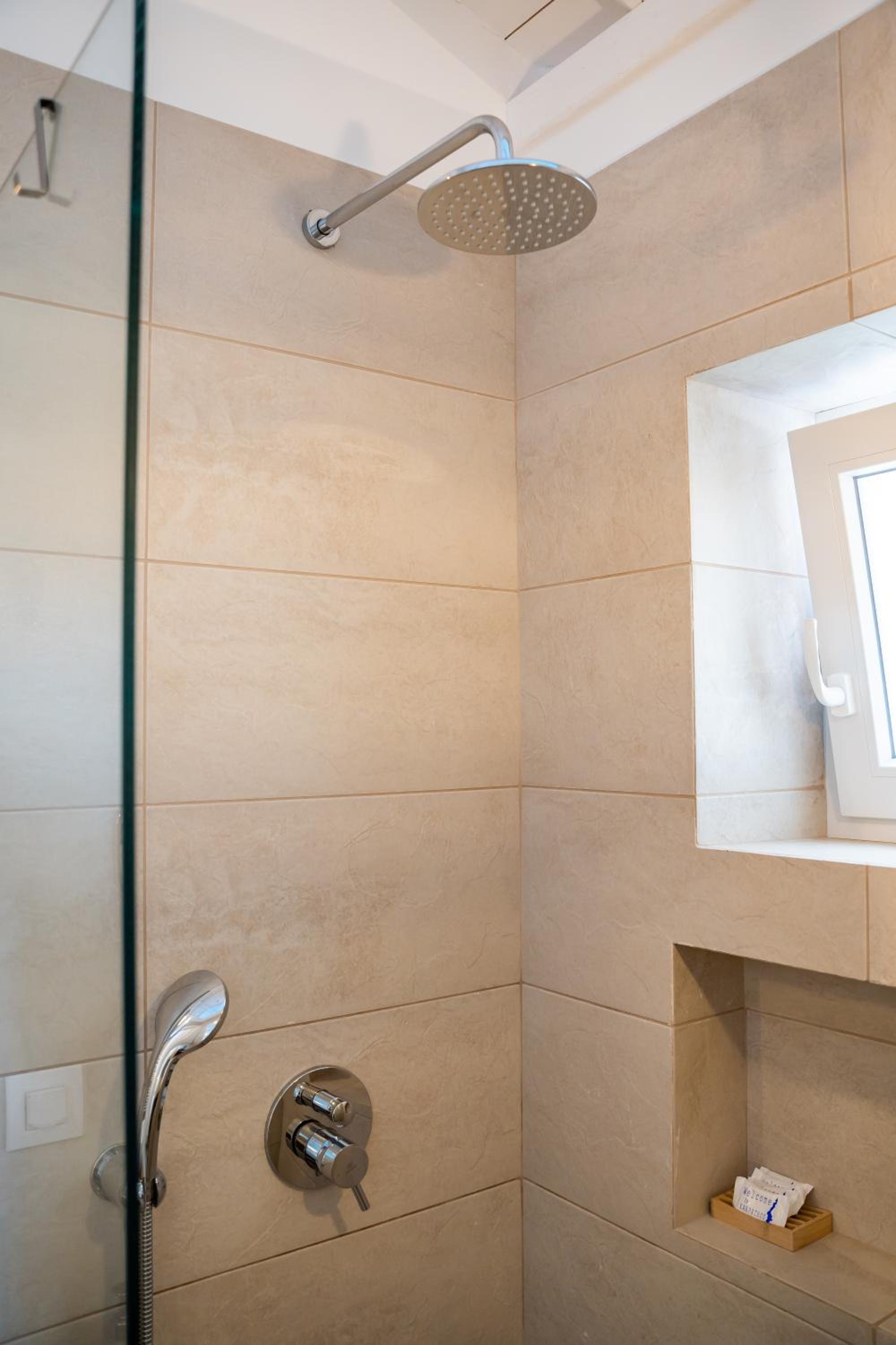 Valandou Guesthouses
