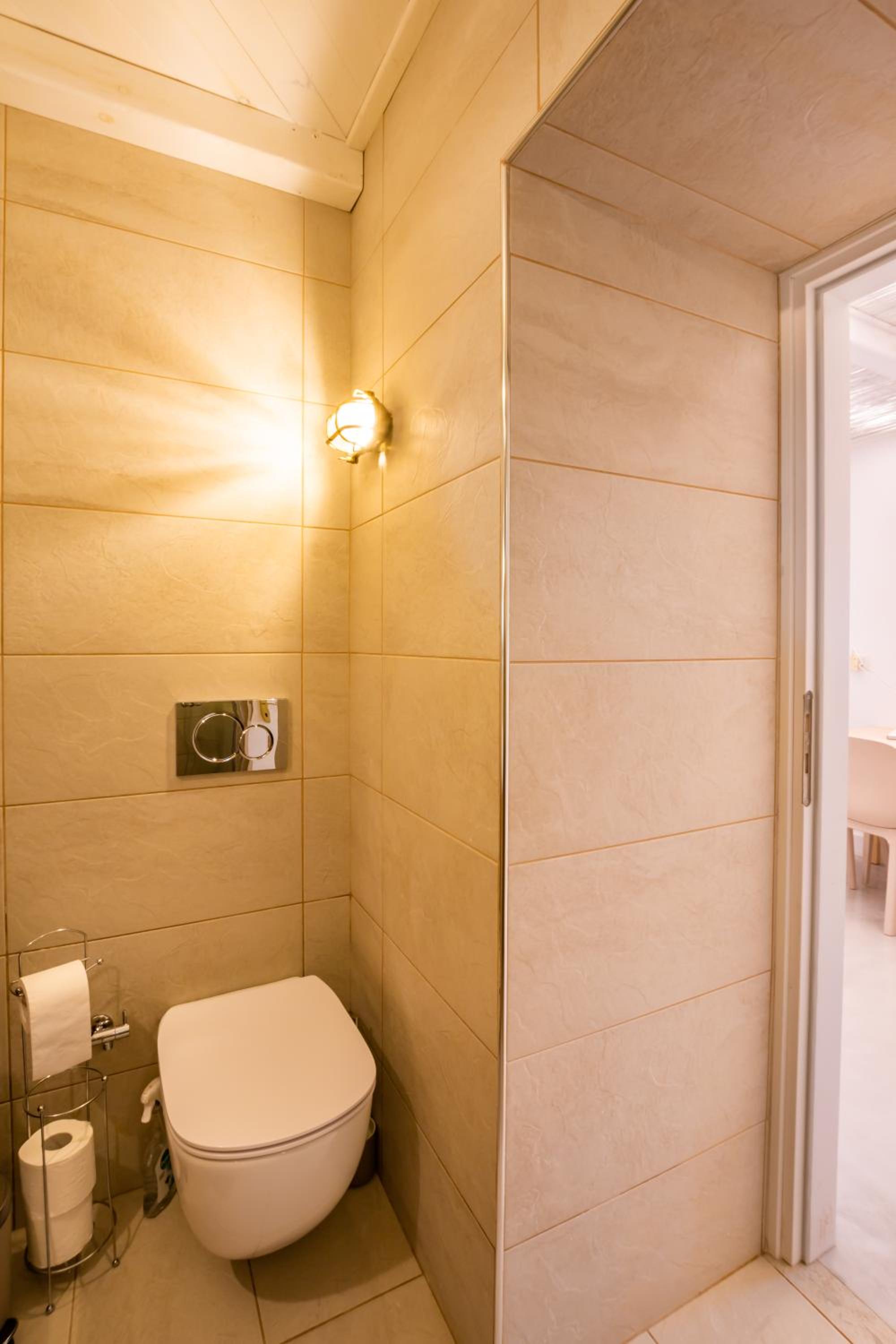 Valandou Guesthouses