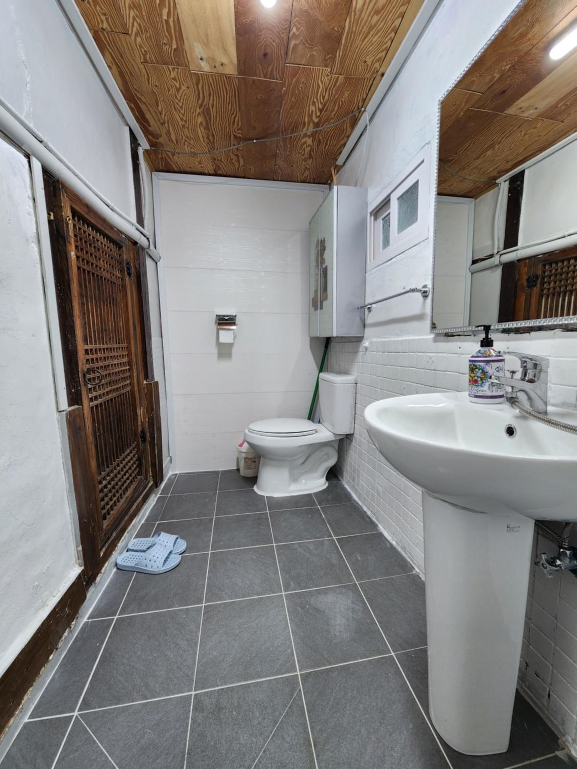 Photo 16