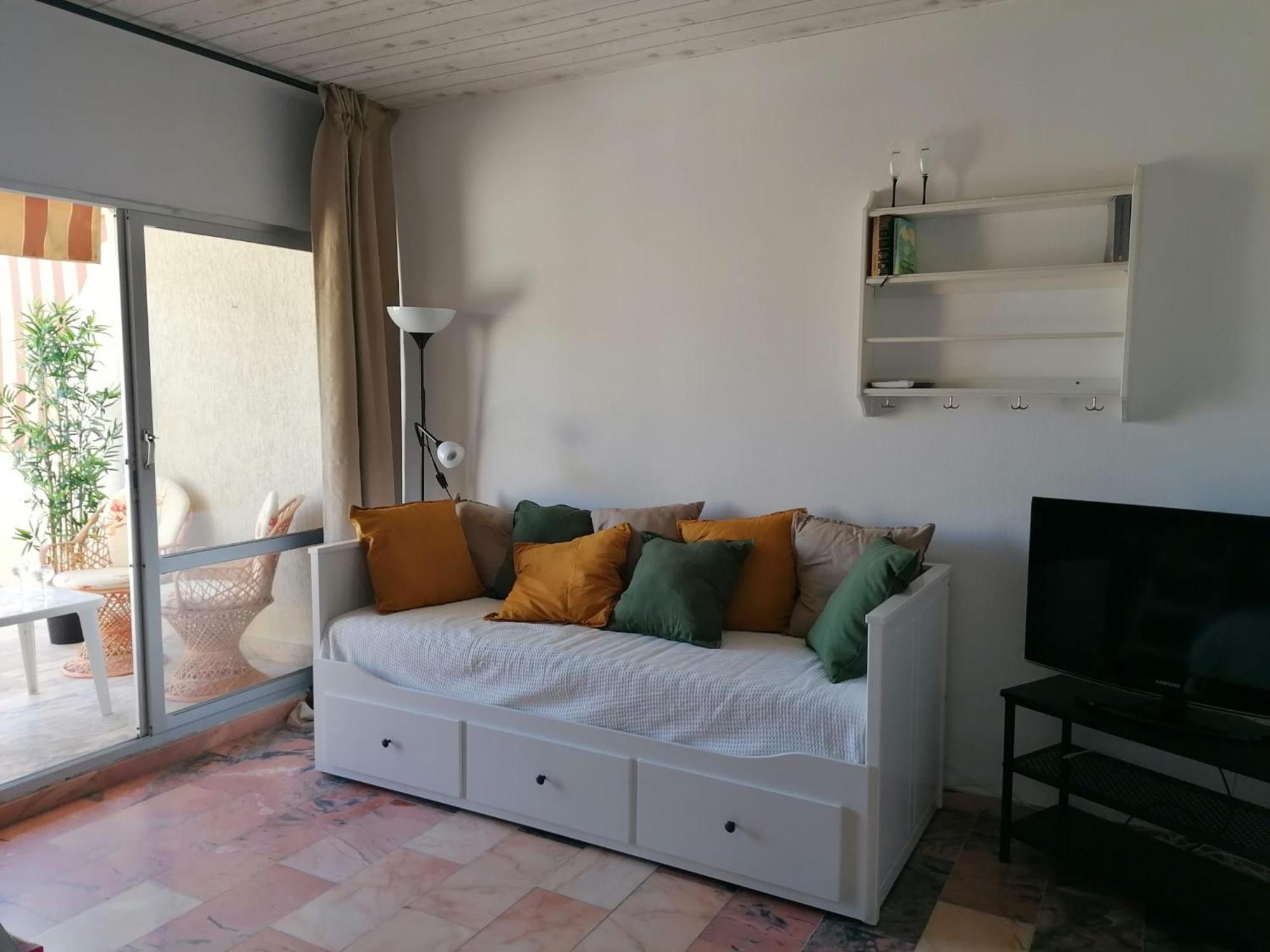 Estudio terraza vista mar parking gratuito piscinas