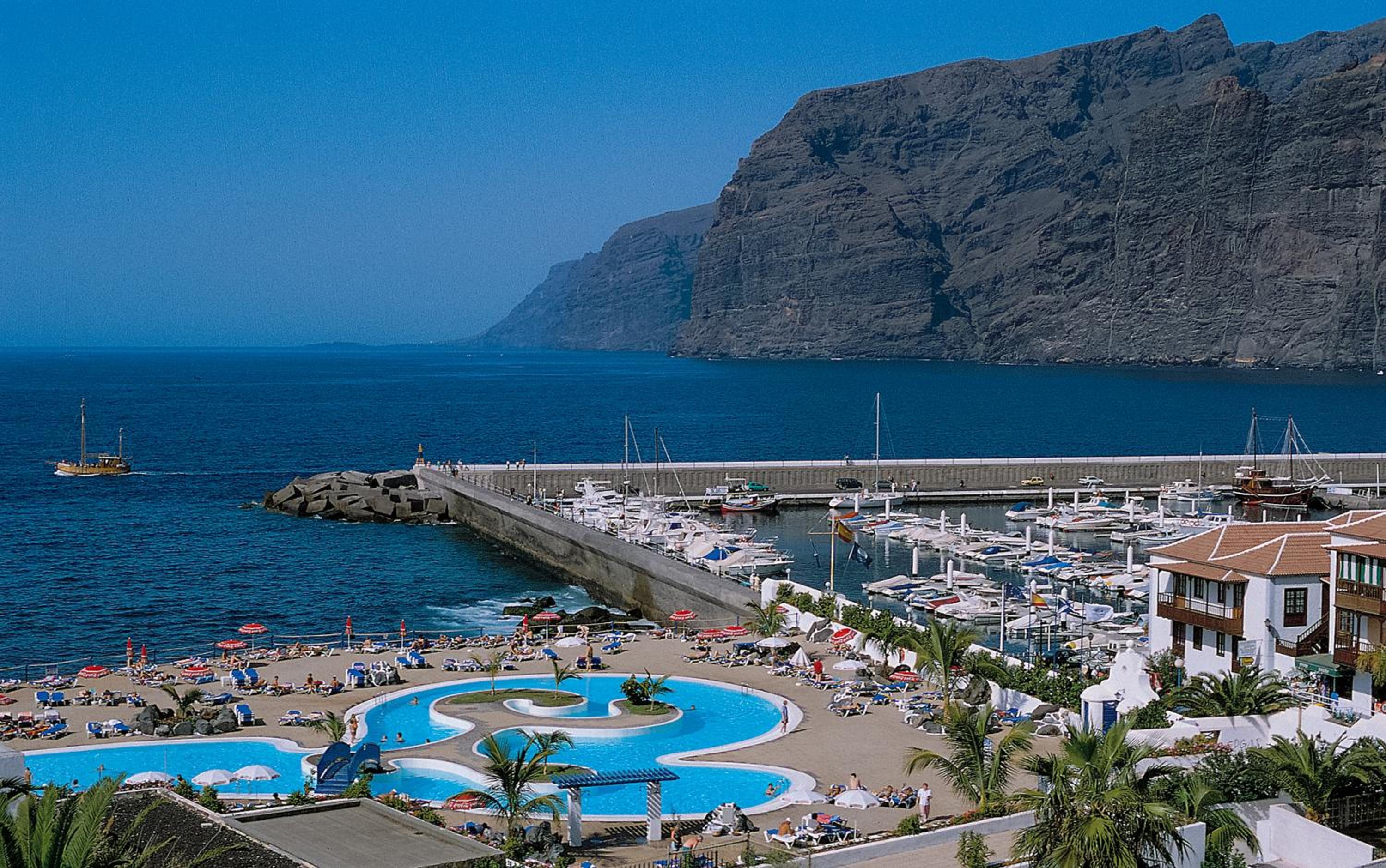 Poseidón Arena Beach