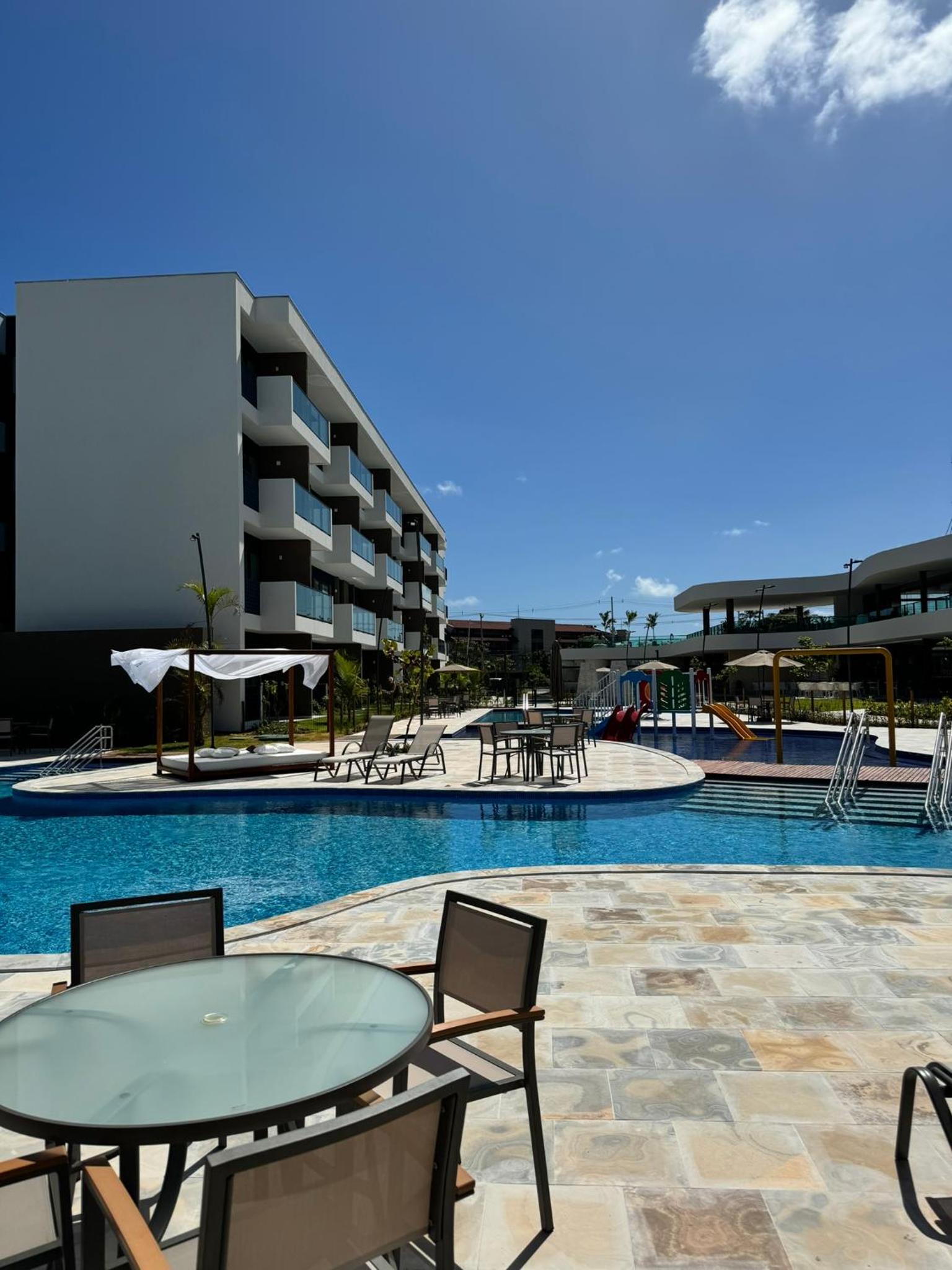 Makia Suites