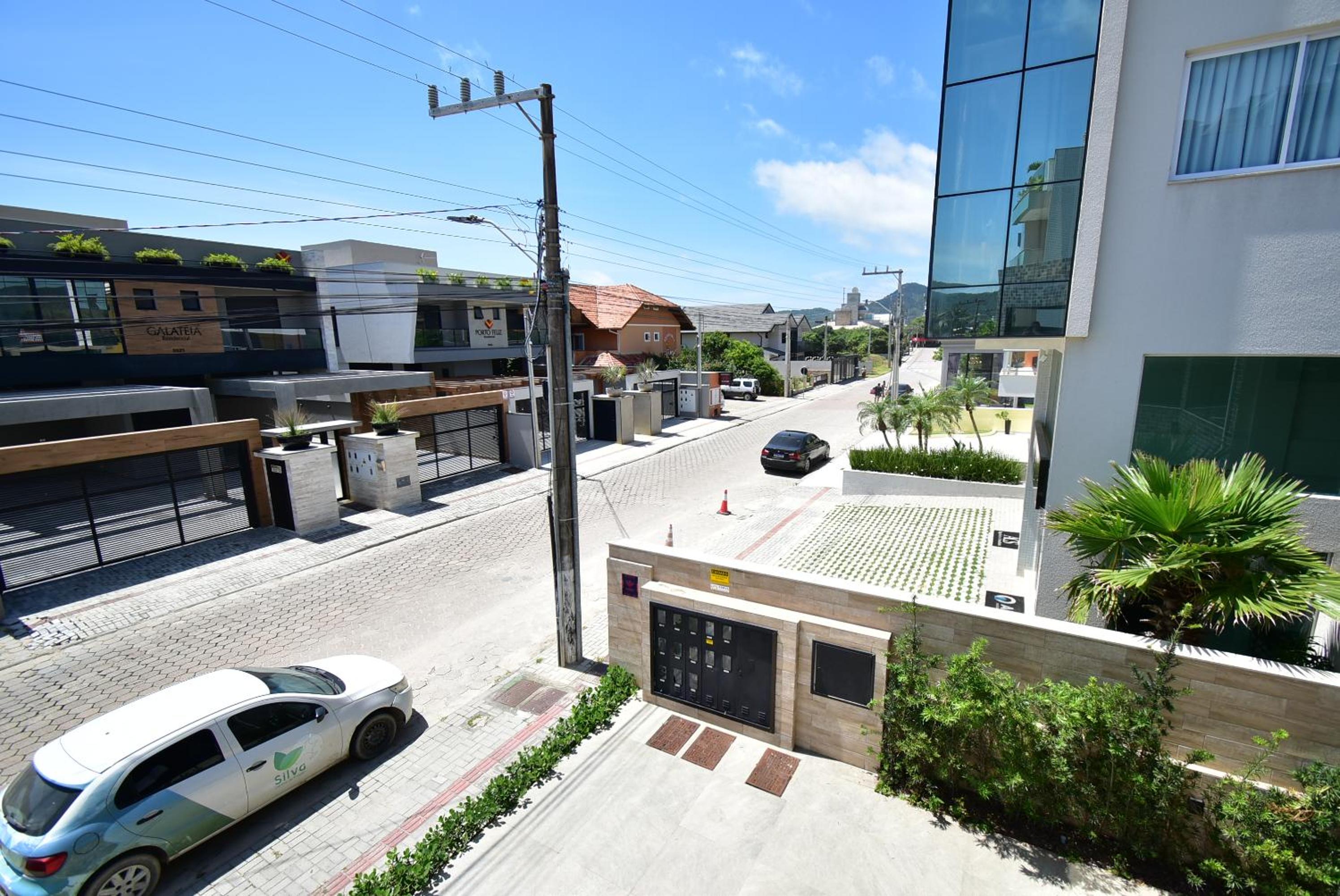 Residencial Melfi 3 - Apto 02 - Frente avenida