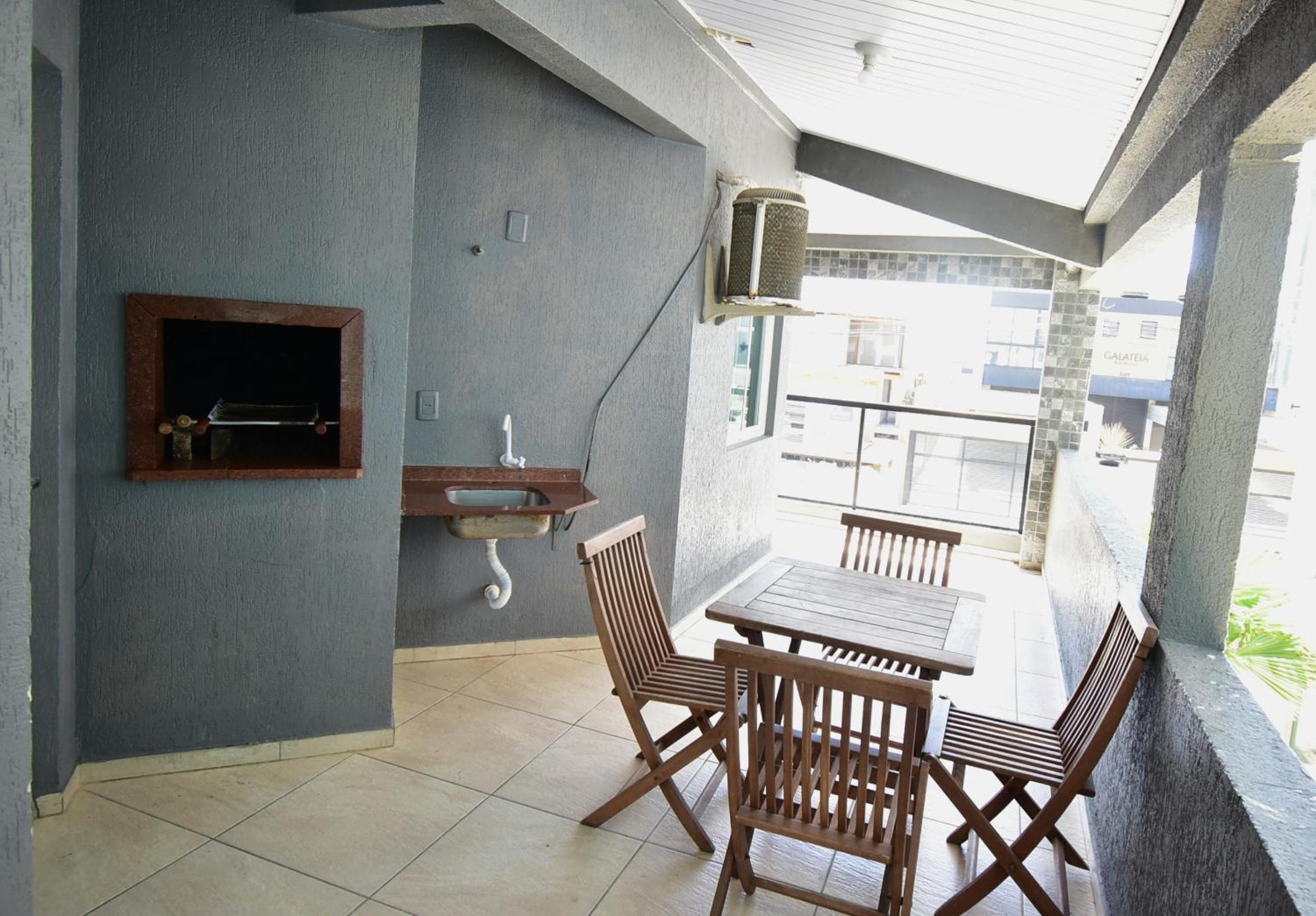 Residencial Melfi 3 - Apto 02 - Frente avenida