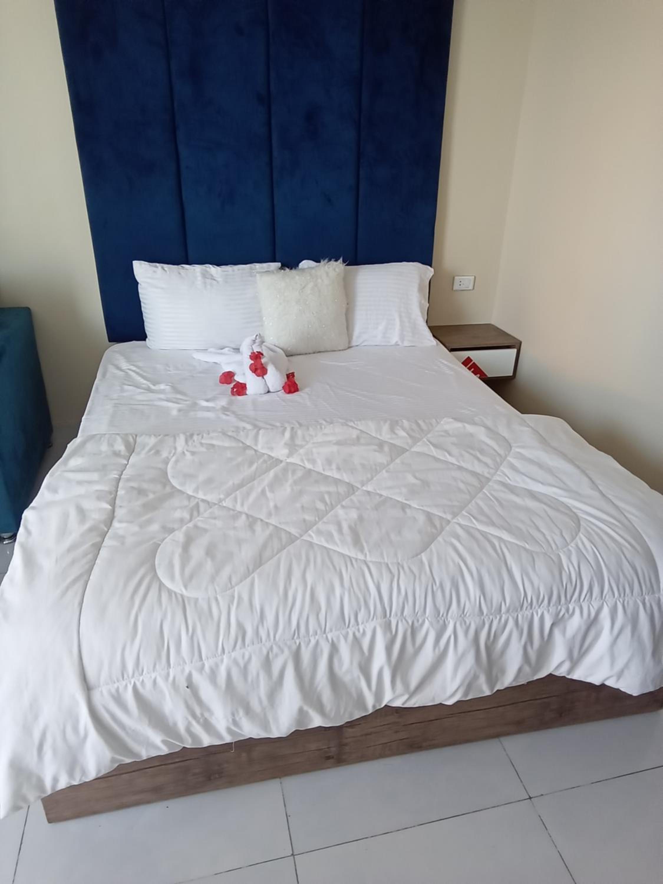 Casablanca star for families and couples only