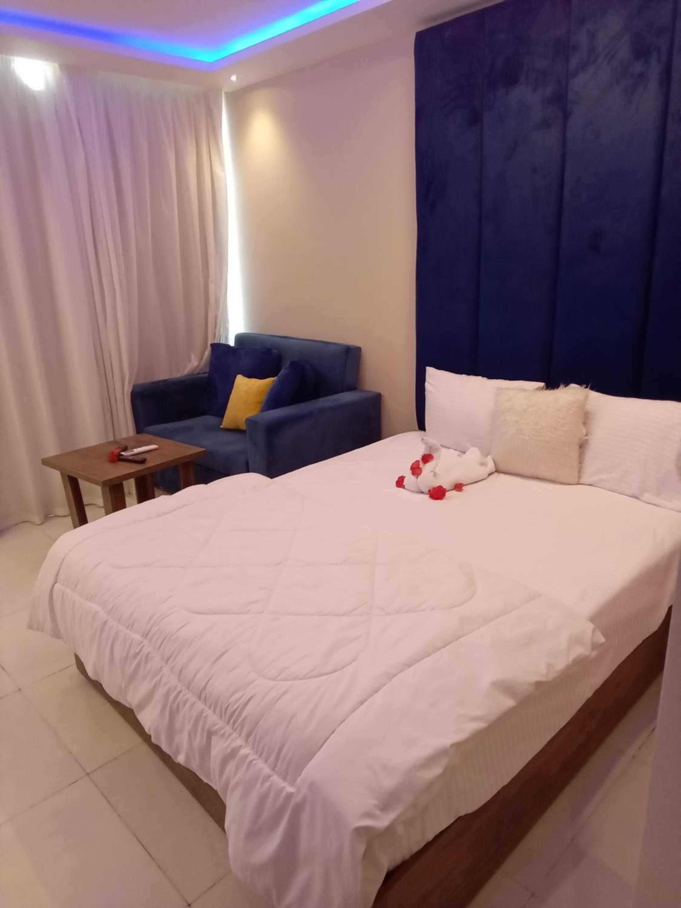 Casablanca star for families and couples only