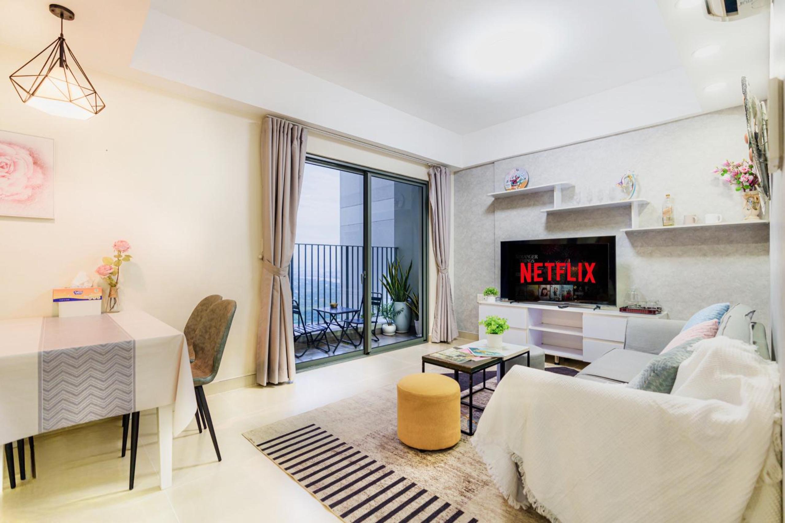 ambiHOME 2BR 2WC in Masteri Thao Dien District 2