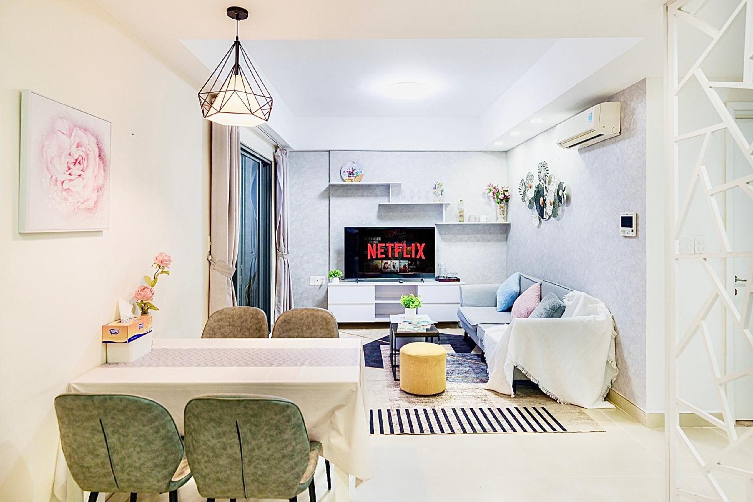 ambiHOME 2BR 2WC in Masteri Thao Dien District 2