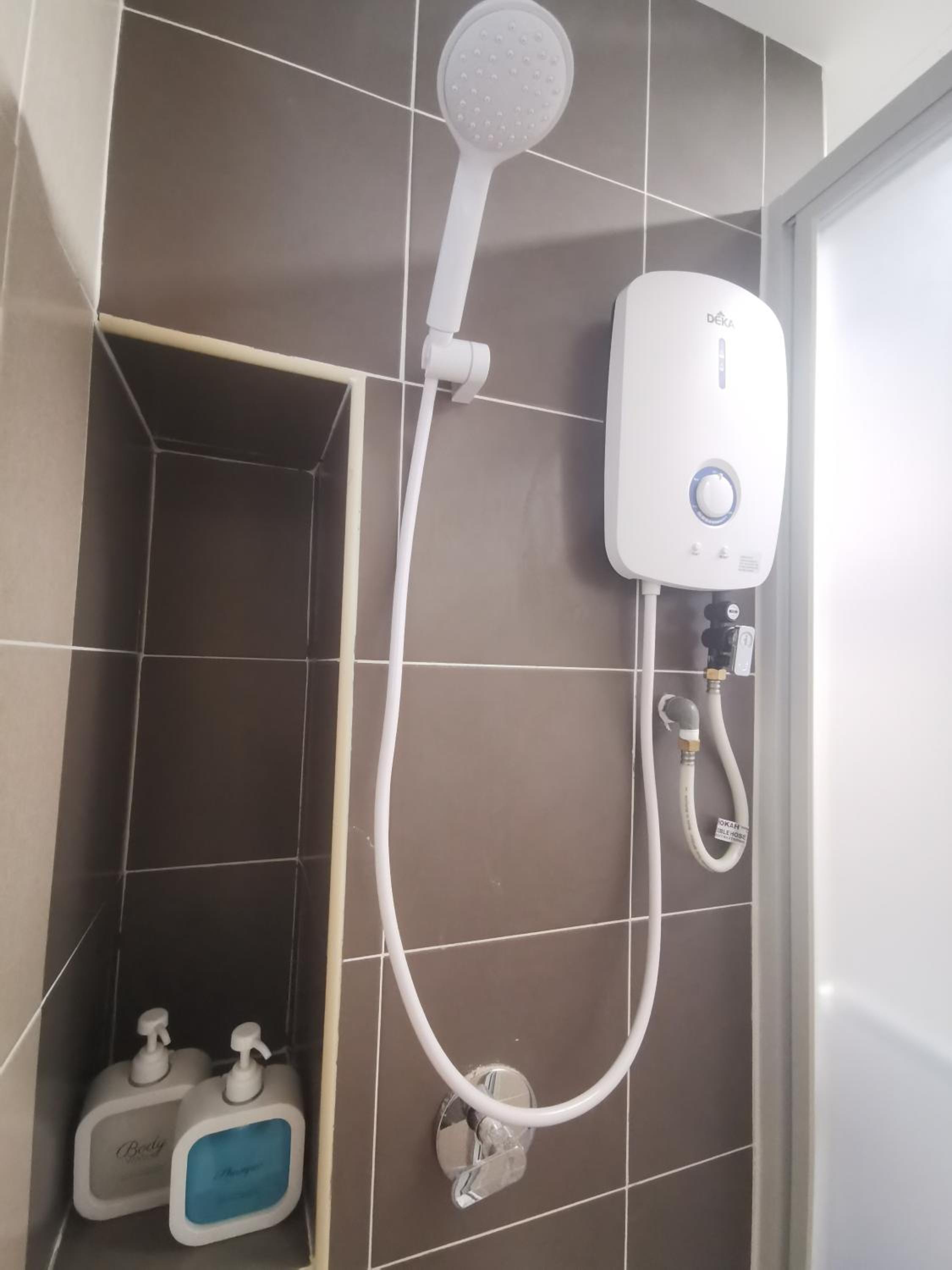 Commercial Aparment Room For Rent In Kuala Lumpur