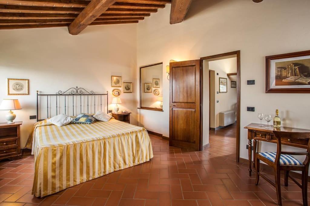 Castello di Fulignano Ottone superior apartment photo 5