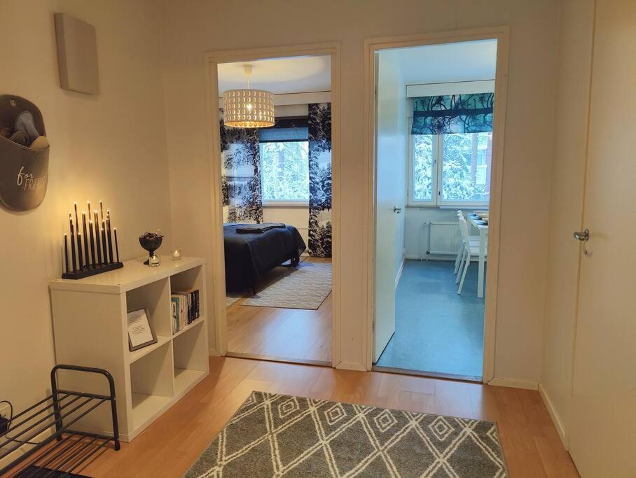 Spacious apartment with balcony and free WiFi