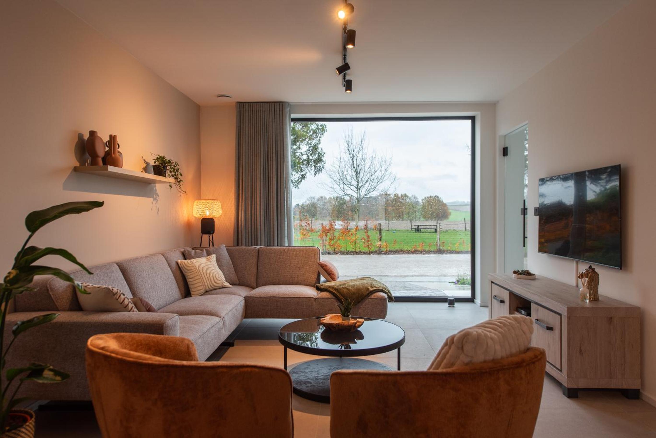 NIEUW De Grenspaal NOORD 6P - 3SLPK 5 min Maastricht - SAUNA - LAADPAAL