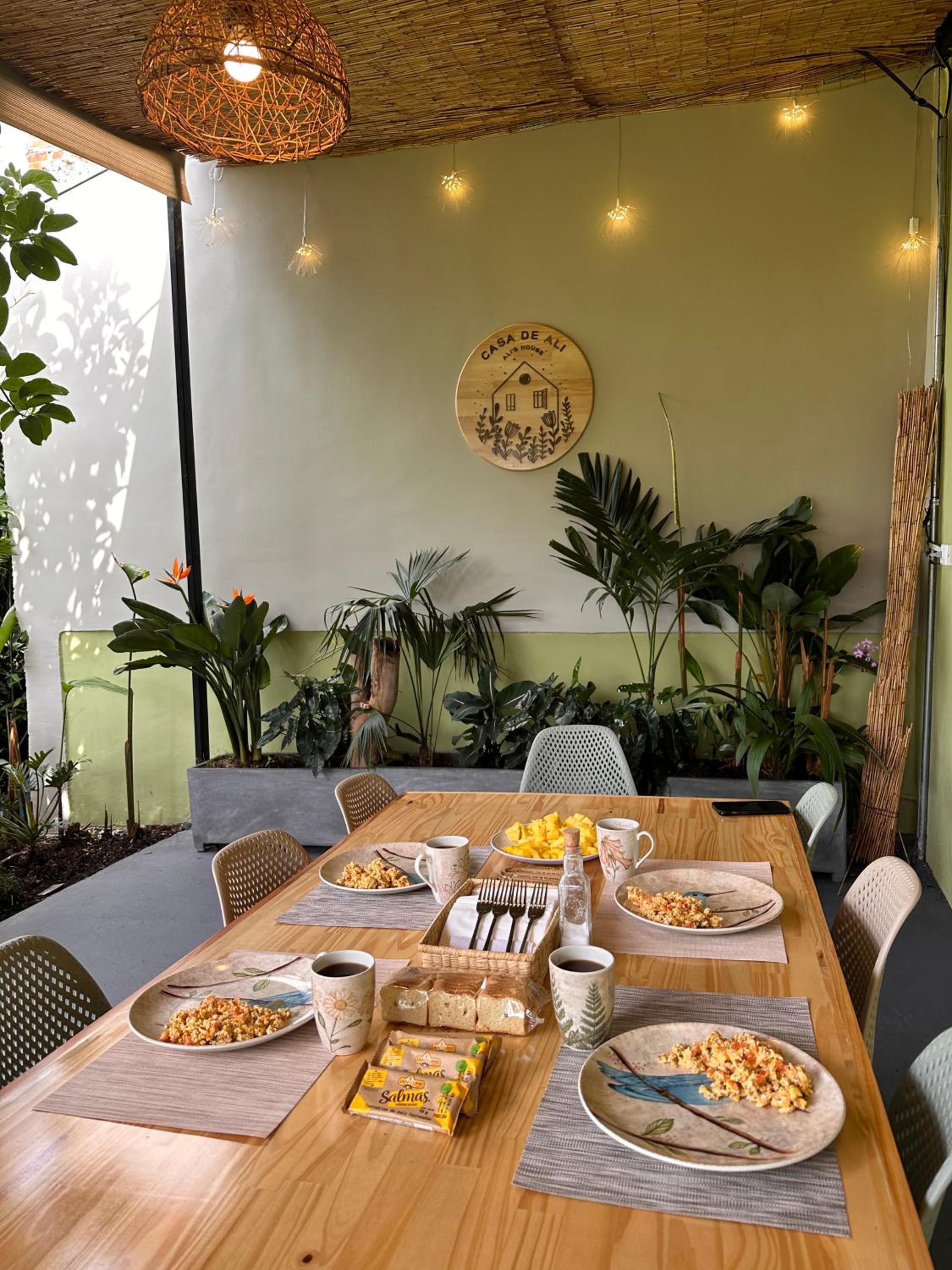 dining