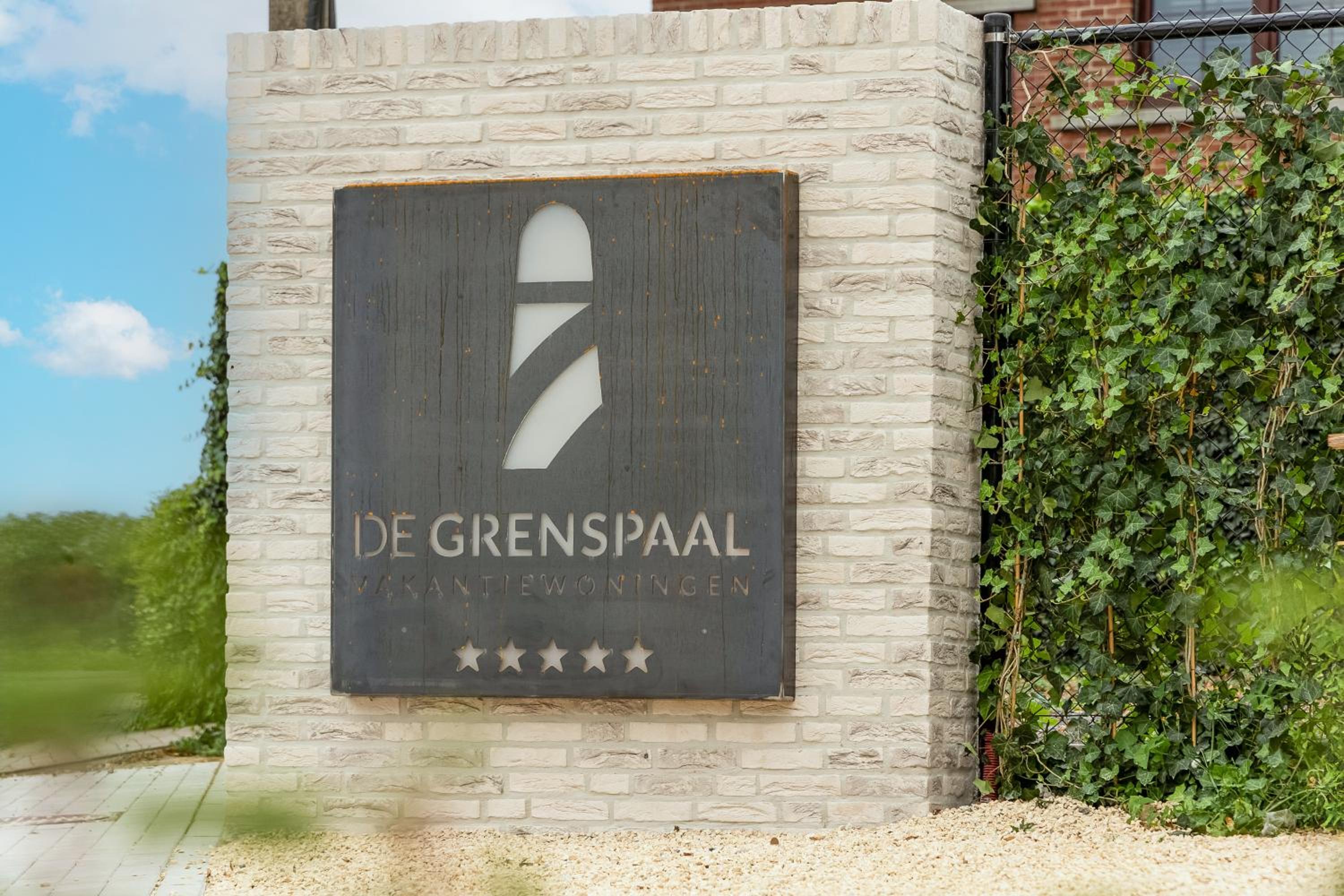 NIEUW De Grenspaal NOORD 6P - 3SLPK 5 min Maastricht - SAUNA - LAADPAAL