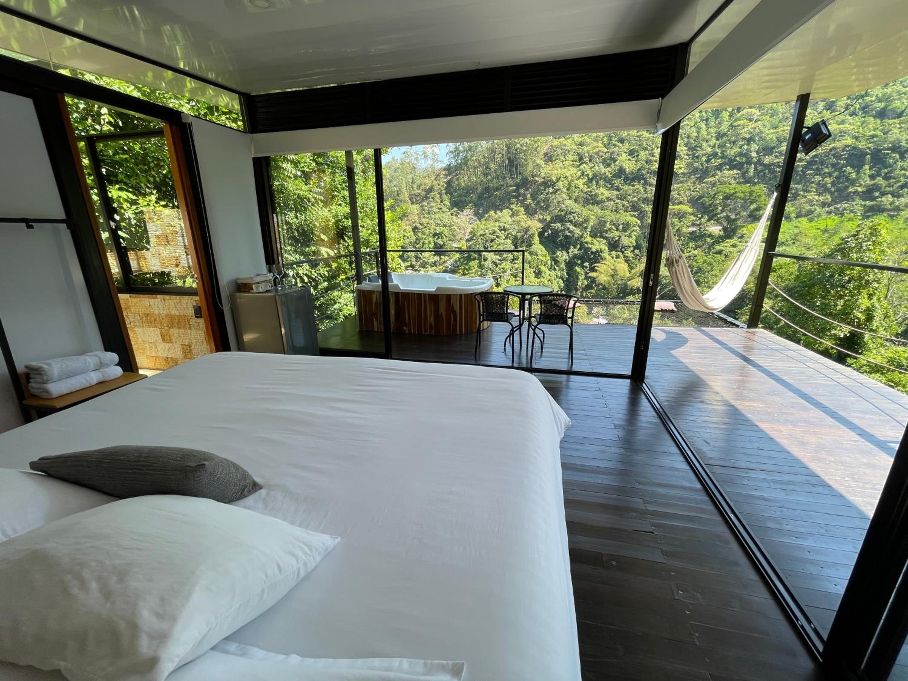 La ceiba cabaña view 2