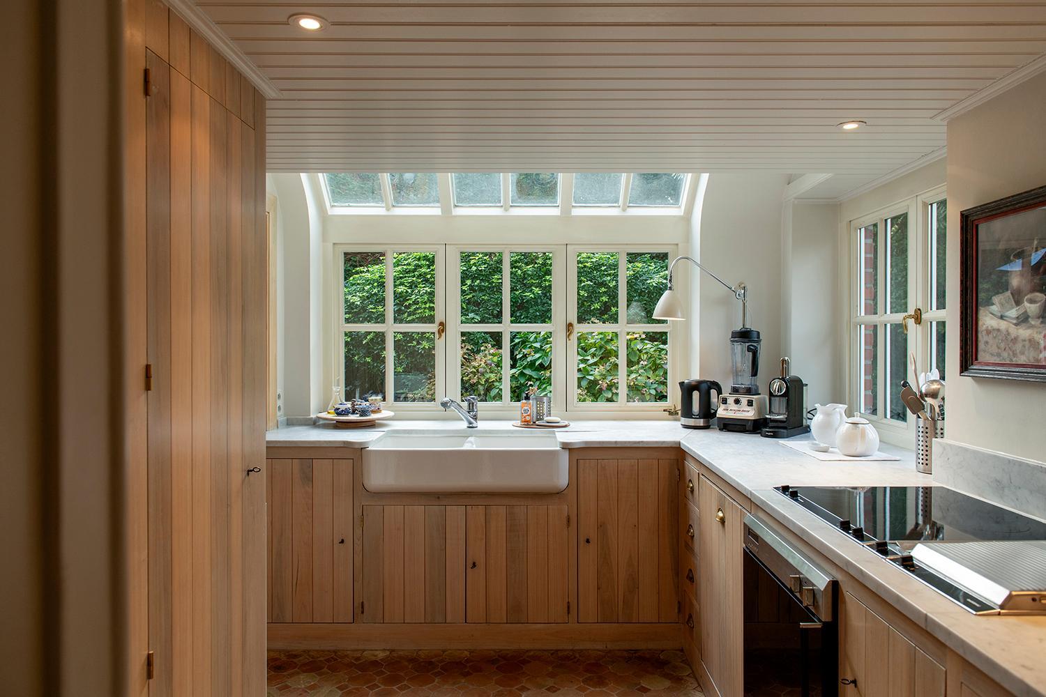 Sunbeam family house at seaside