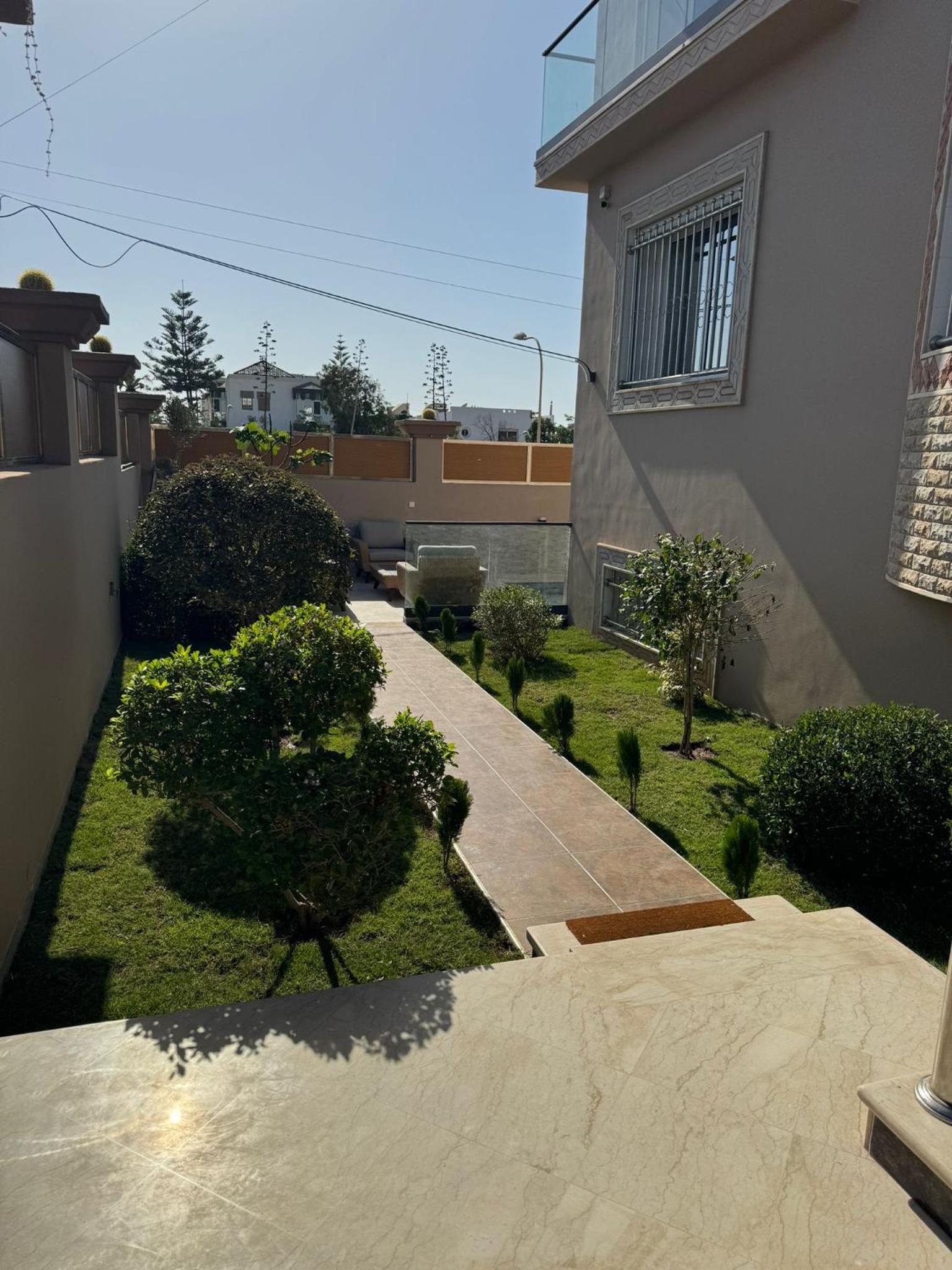 Photo 25
