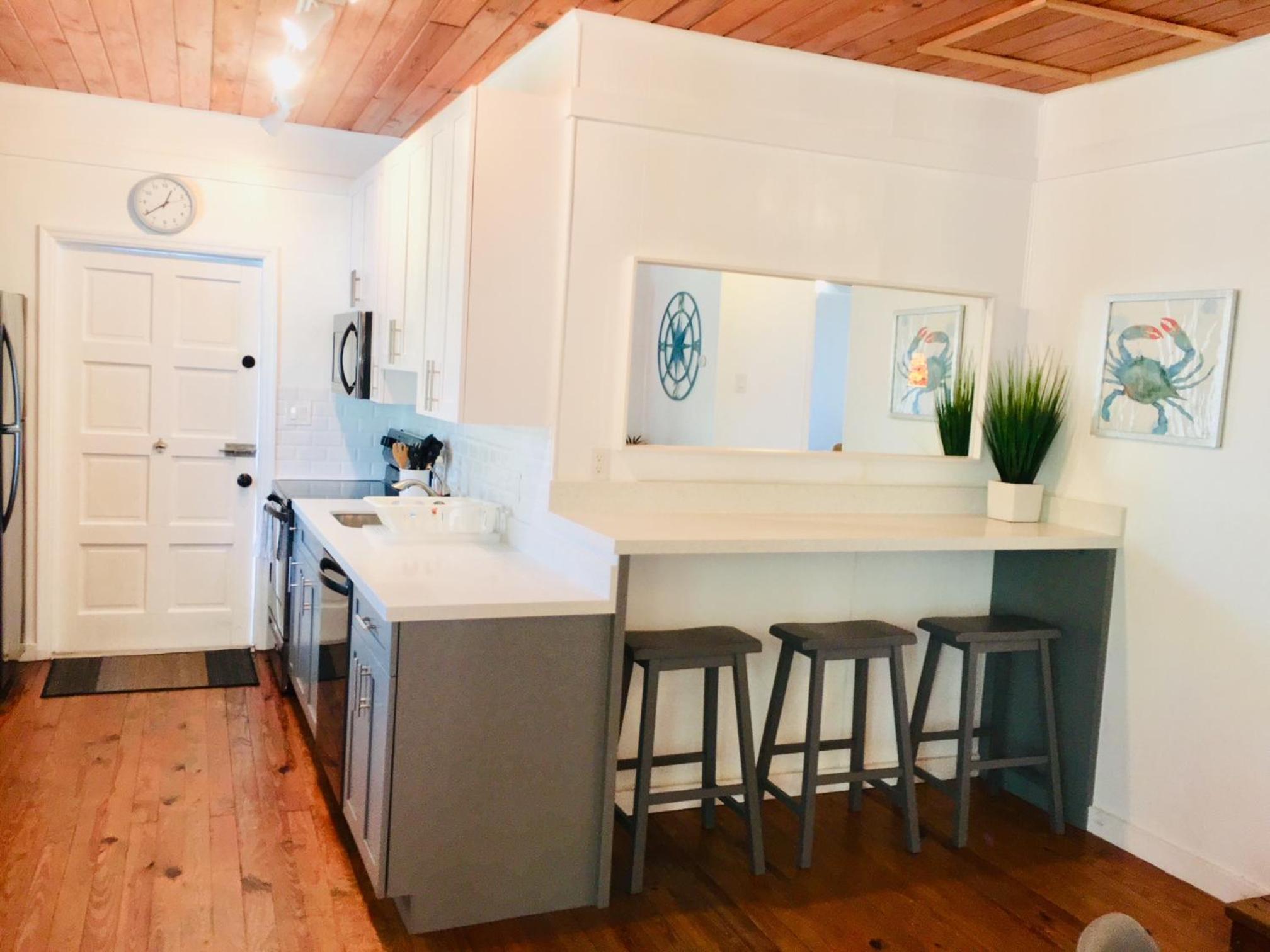 Bimini Seaside Villas - Green Cottage with Bay/Marina View