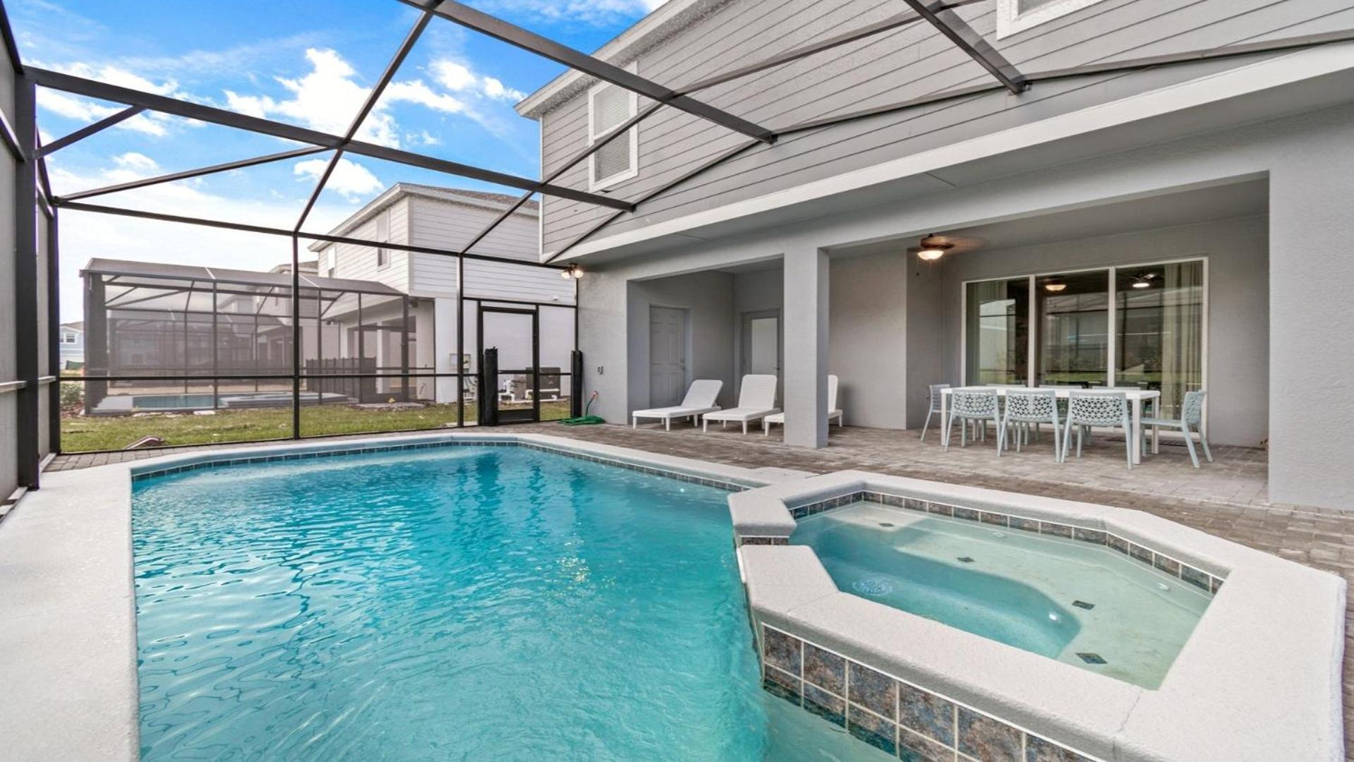 Family-Friendly Oasis with Themed Rooms view 3
