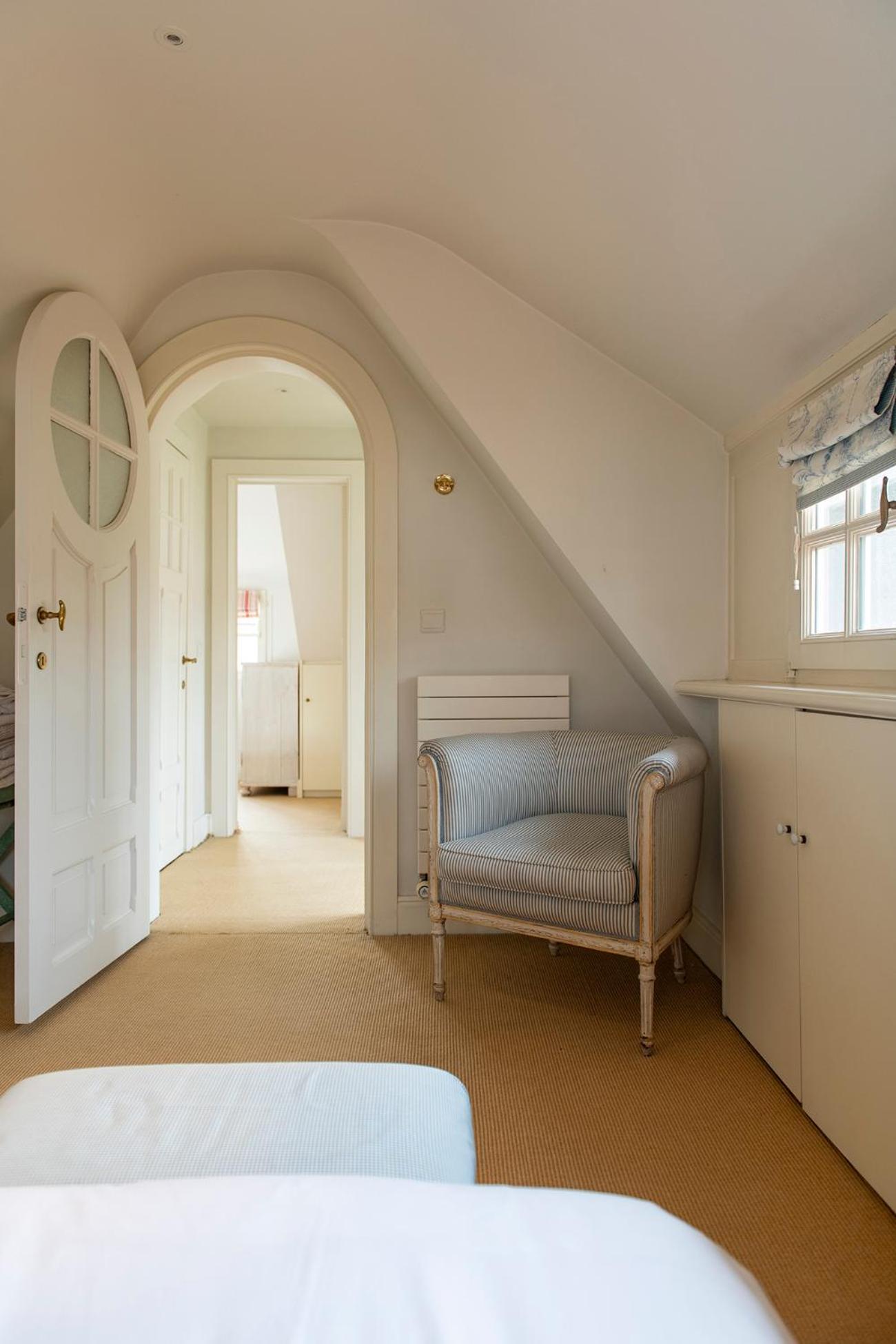 Sunbeam family house at seaside