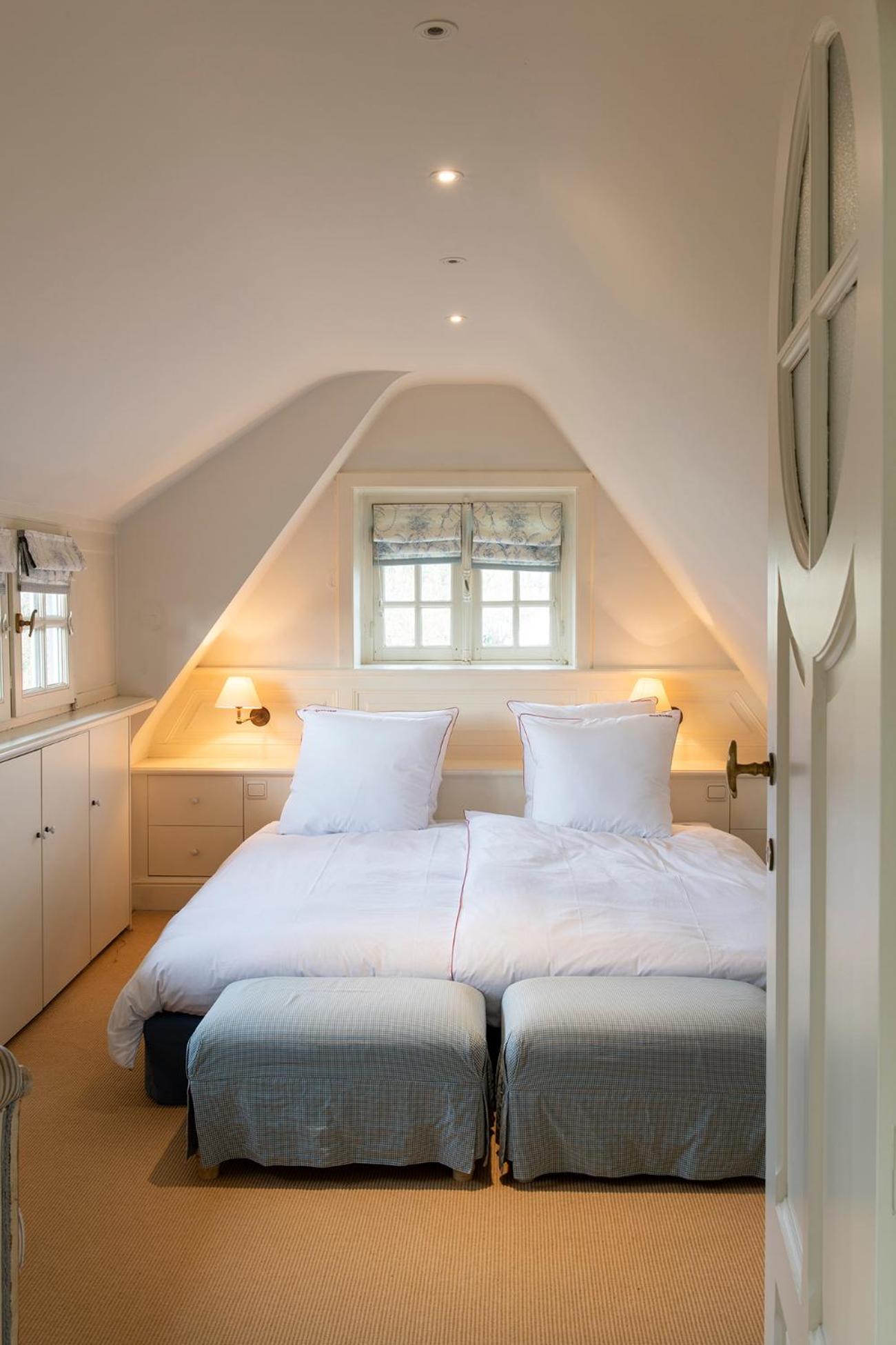 Sunbeam family house at seaside