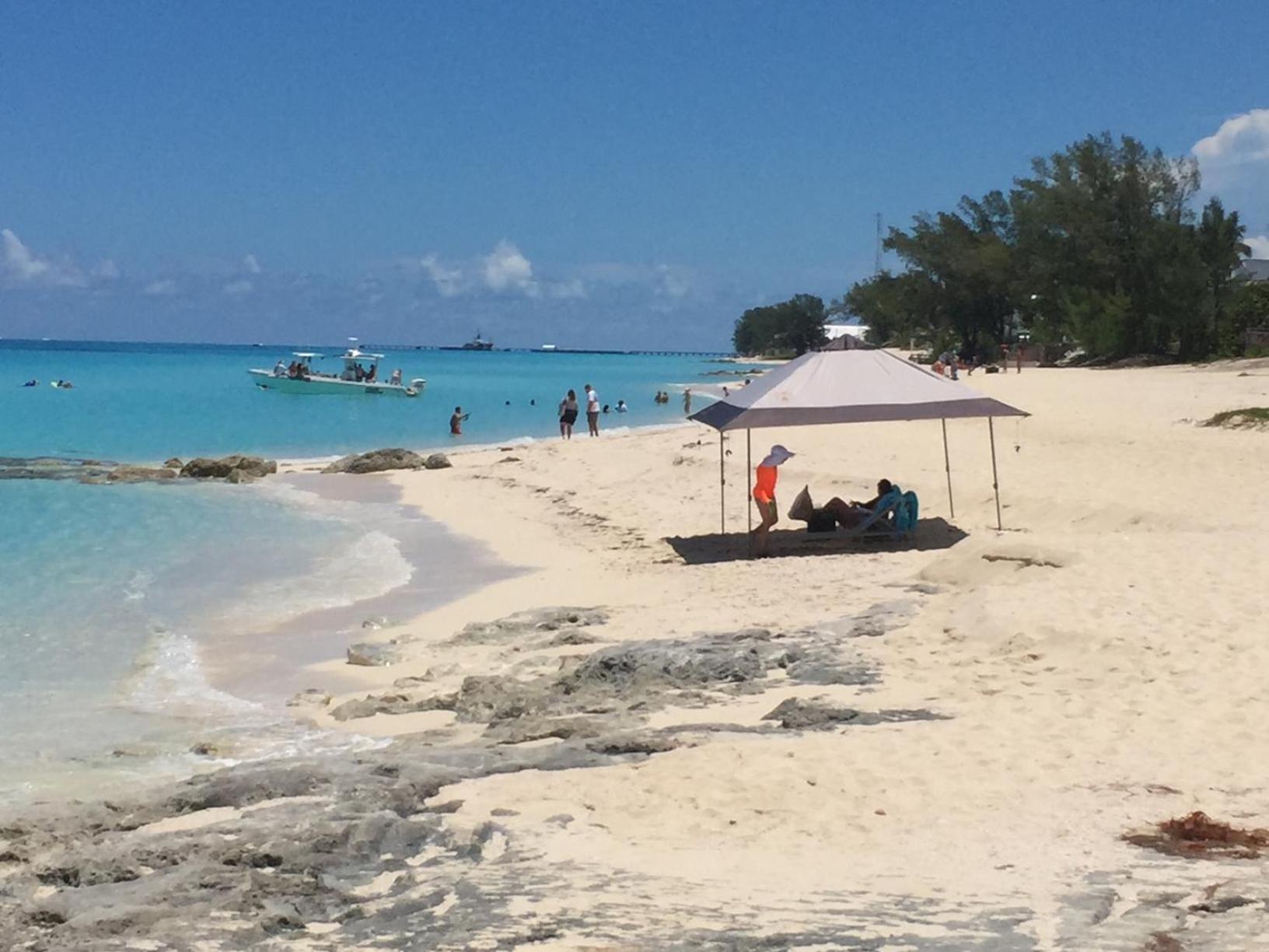 Bimini Seaside Villas - Green Cottage with Bay/Marina View